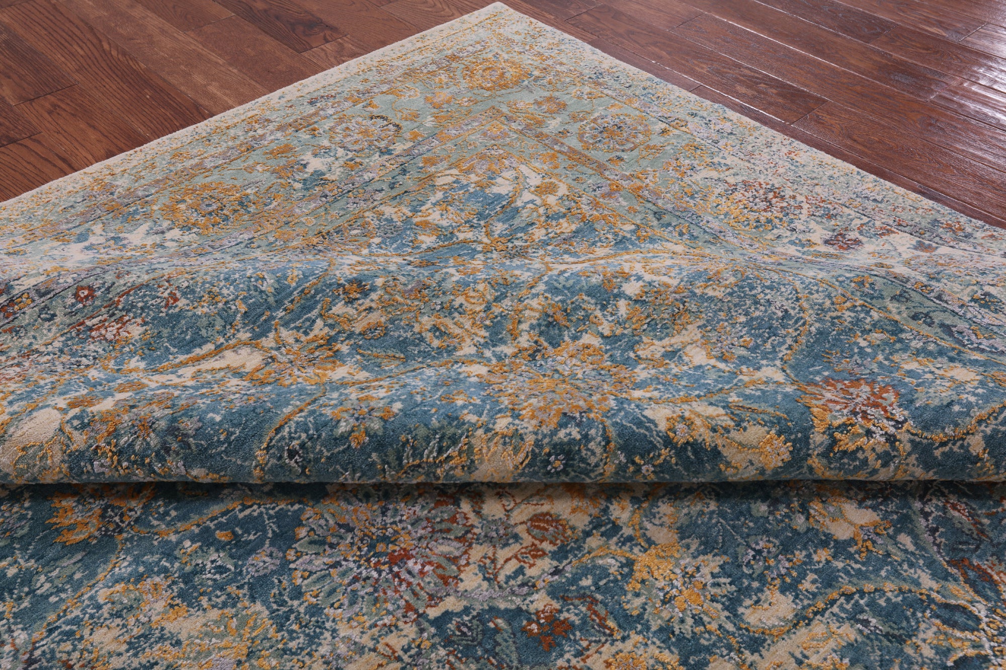 Modern Hand Knotted Wool & Silk Rug - 7' 11" X 10' 2" - Golden Nile