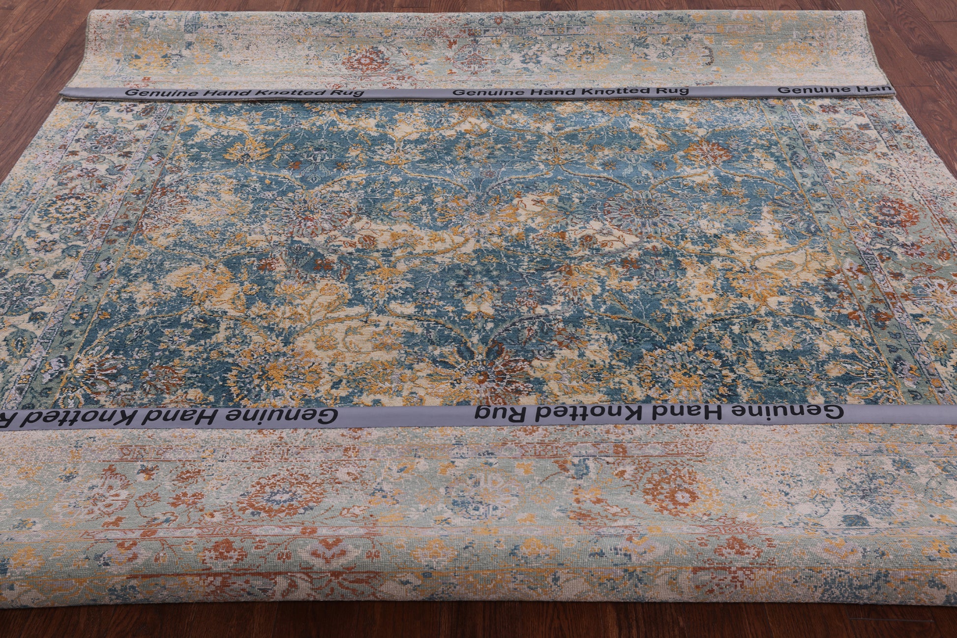 Modern Hand Knotted Wool & Silk Rug - 7' 11" X 10' 2" - Golden Nile