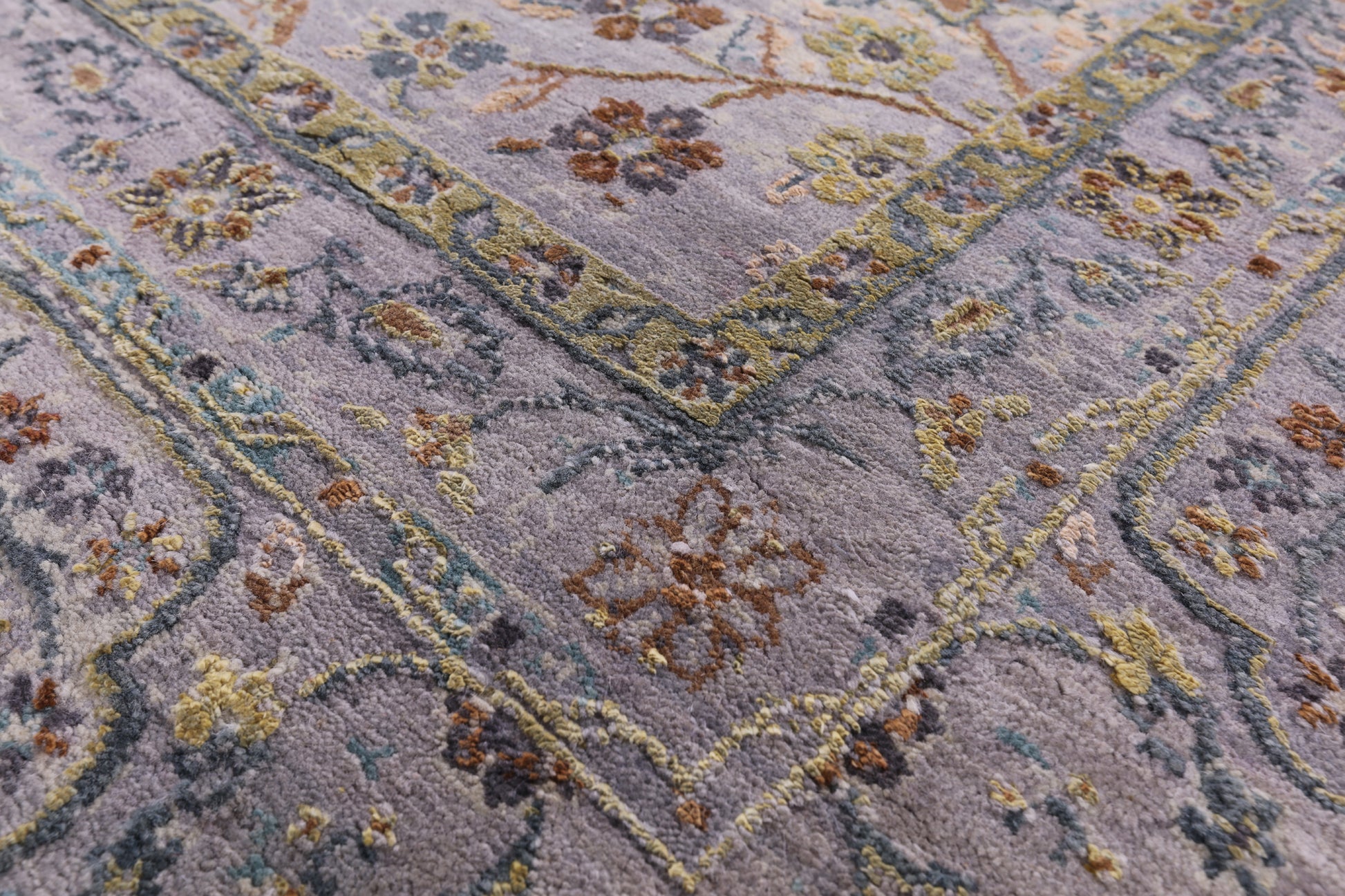 Modern Hand Knotted Wool & Silk Rug - 8' 1" X 10' 1" - Golden Nile