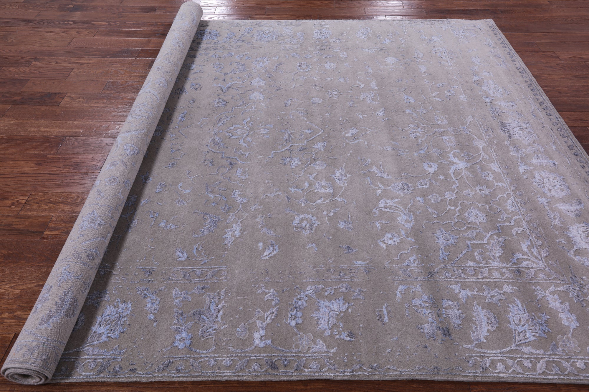 Grey Persian Fine Serapi Hand Knotted Wool & Silk Rug - 8' 1" X 10' 2" - Golden Nile