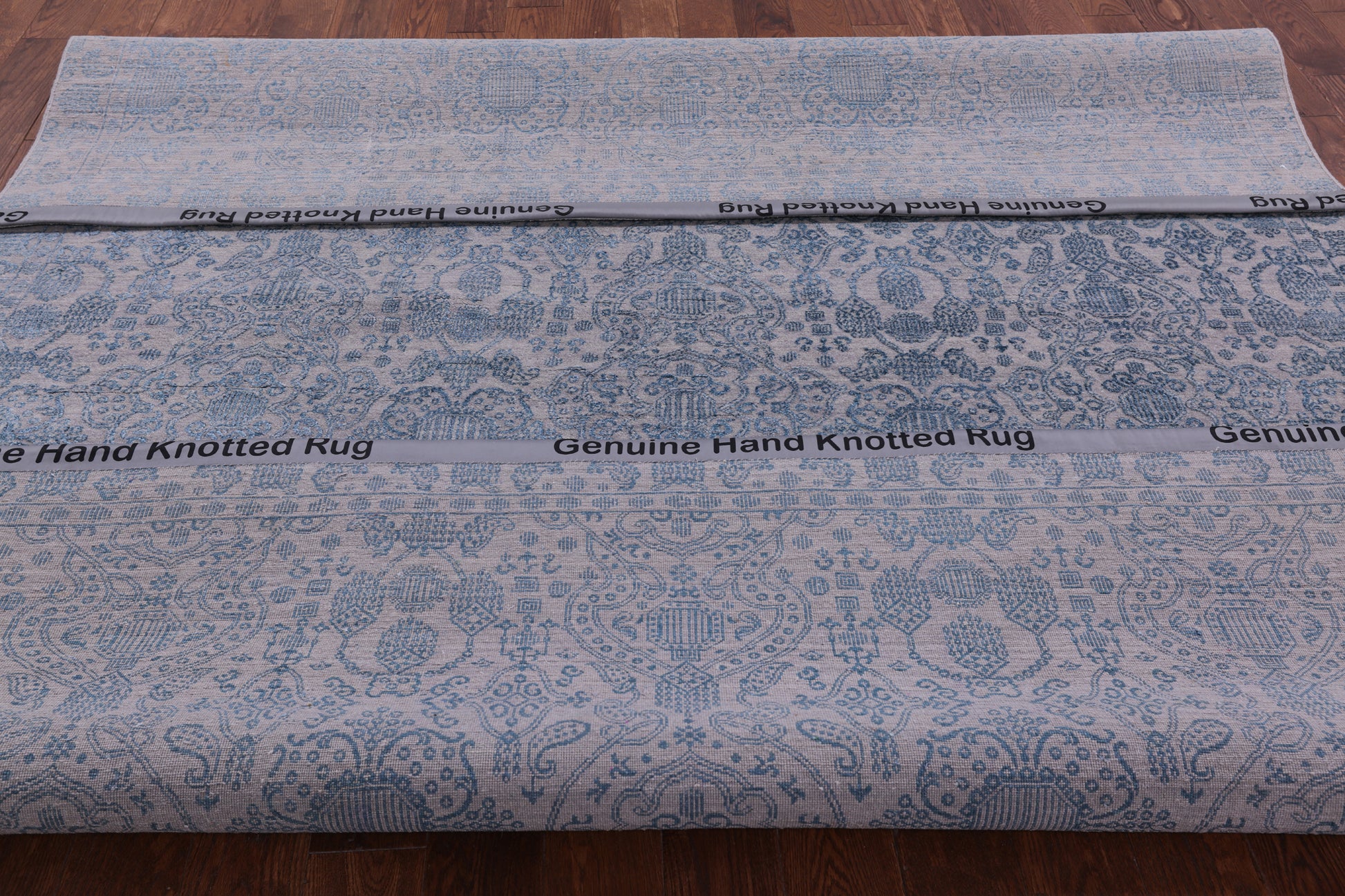 Grey Persian Hand Knotted Wool & Silk Rug - 7' 11" X 10' 3" - Golden Nile