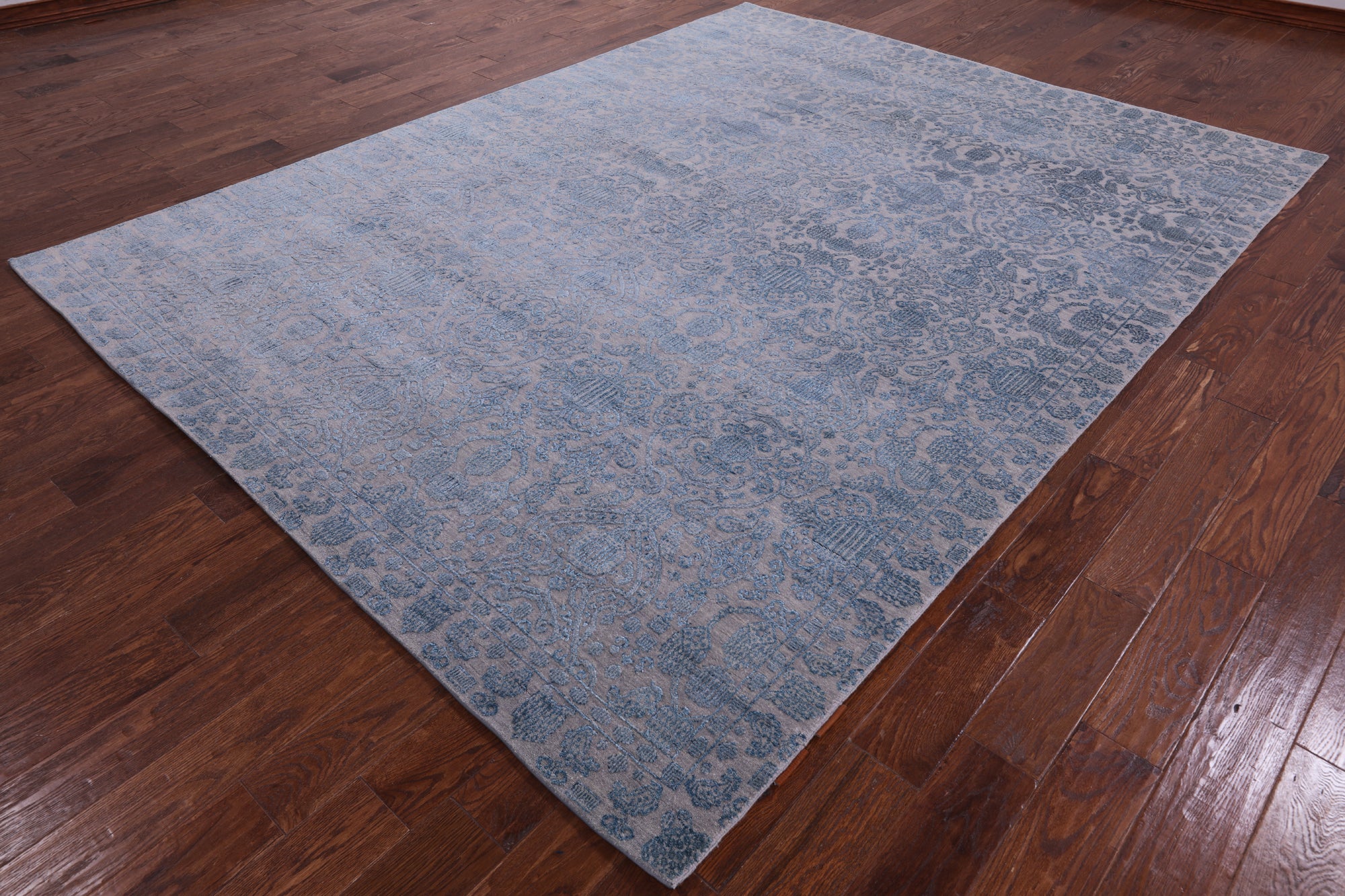 Grey Persian Hand Knotted Wool & Silk Rug - 7' 11" X 10' 3" - Golden Nile