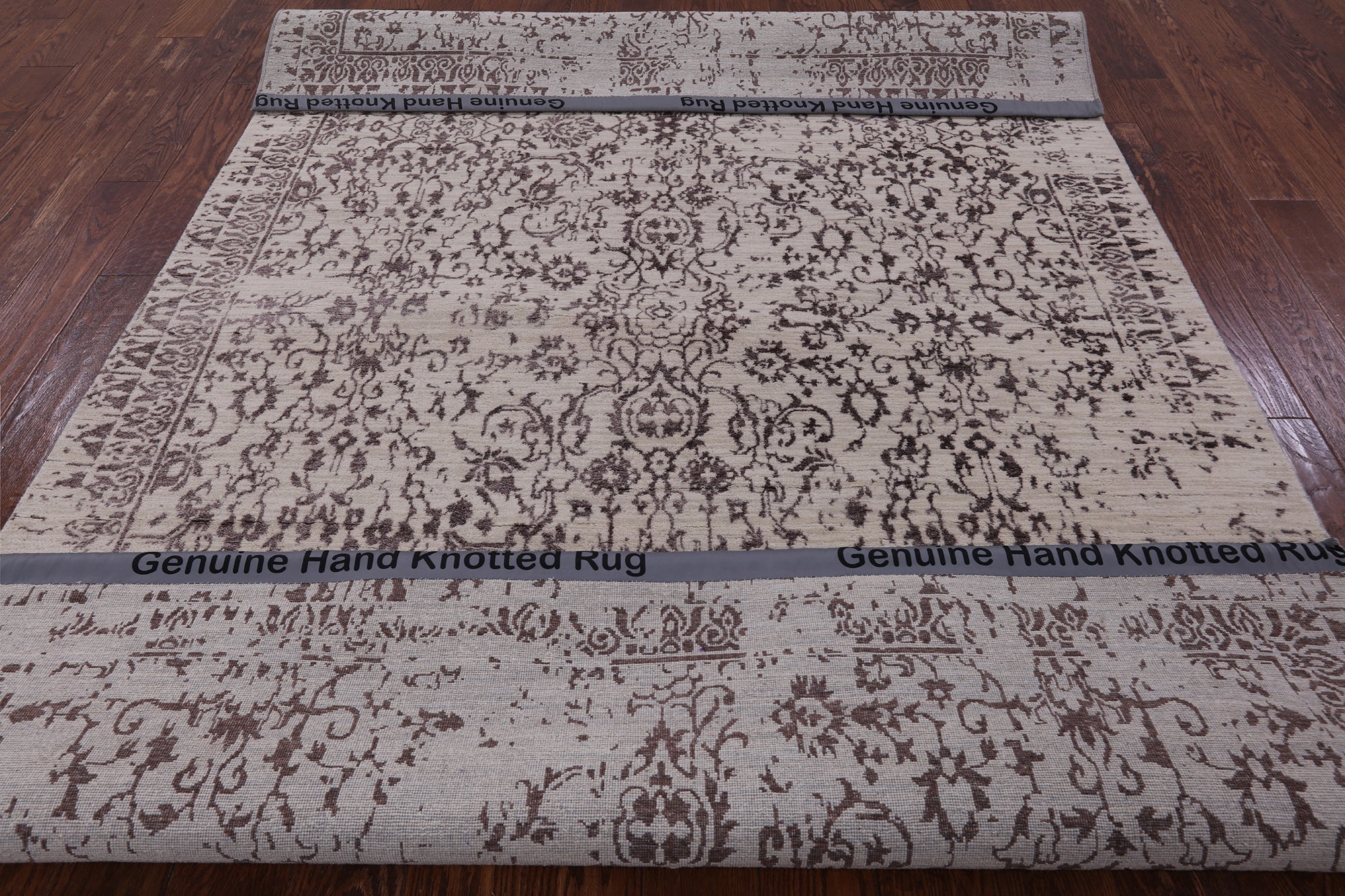 Ivory Modern Handmade Wool & Silk Rug - 6' 1" X 9' 3" - Golden Nile