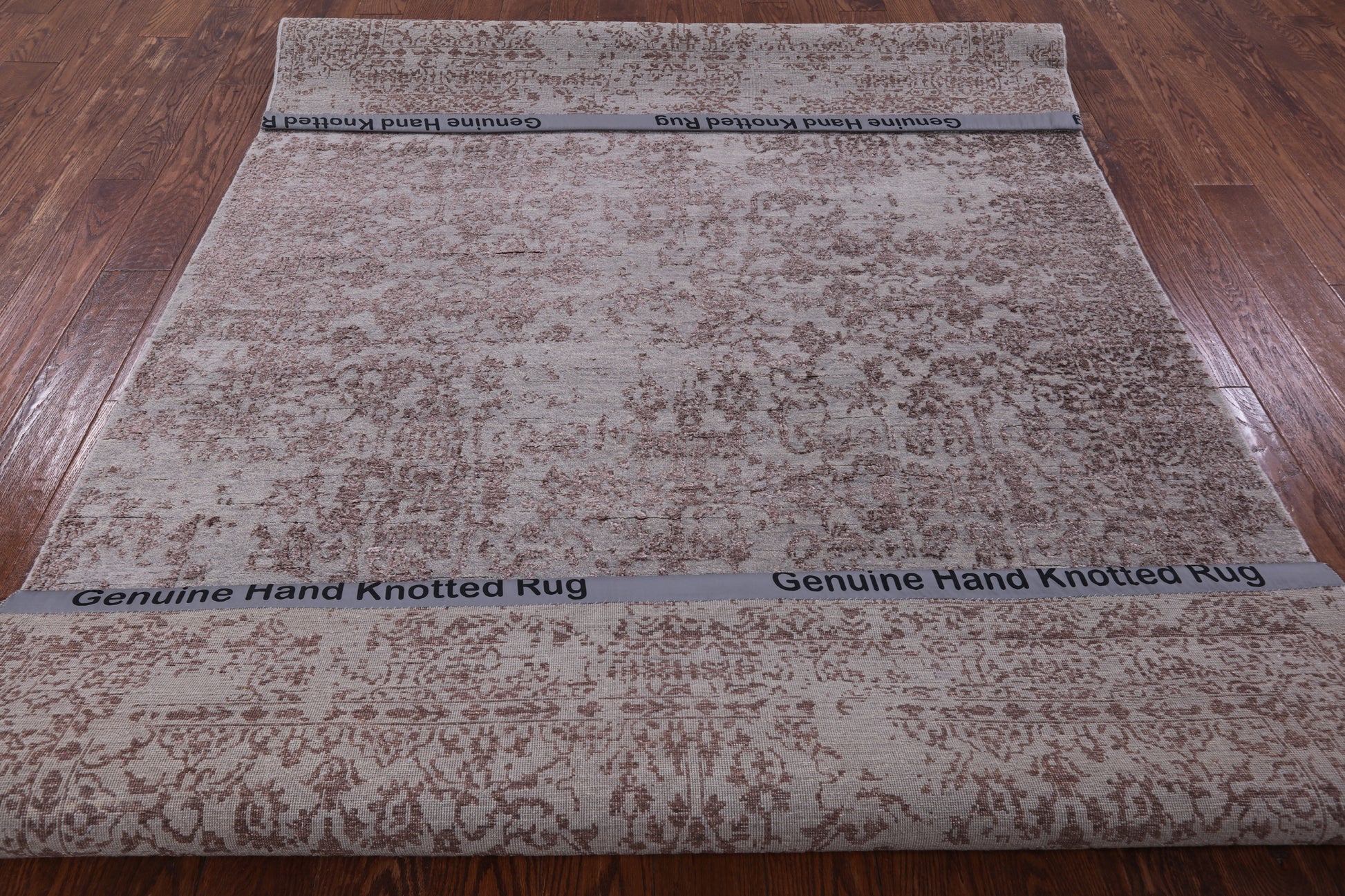 Grey Modern Handmade Wool & Silk Rug - 6' 0" X 9' 2" - Golden Nile