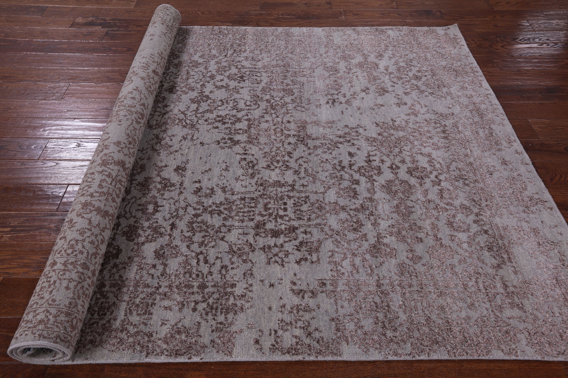 Grey Modern Handmade Wool & Silk Rug - 6' 0" X 9' 2" - Golden Nile
