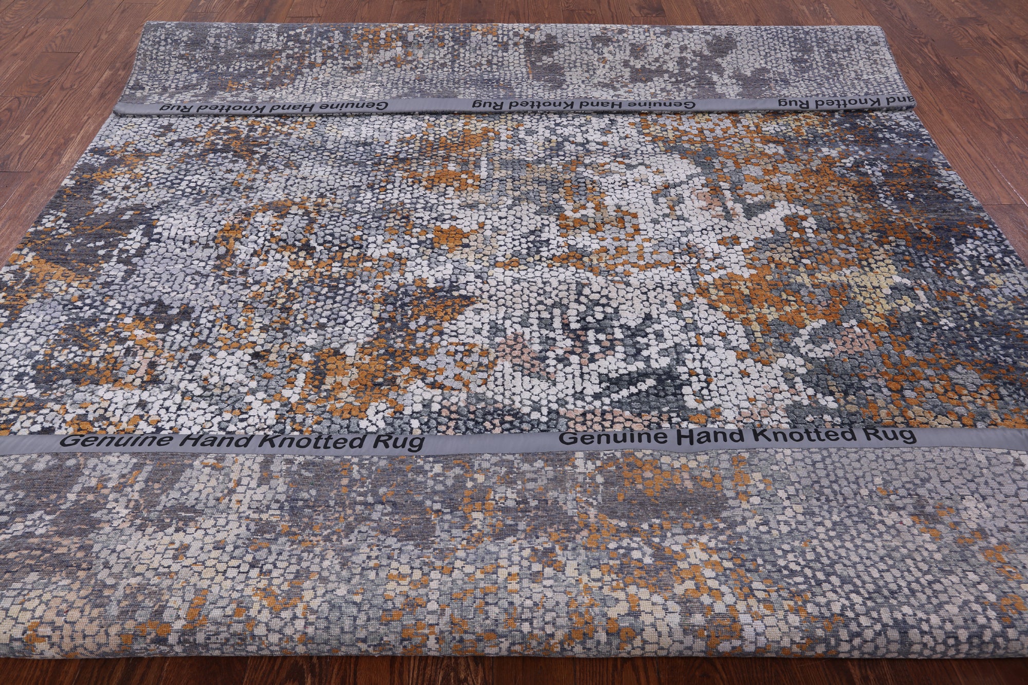 Modern Hand Knotted Wool & Silk Rug - 8' 0" X 10' 0" - Golden Nile