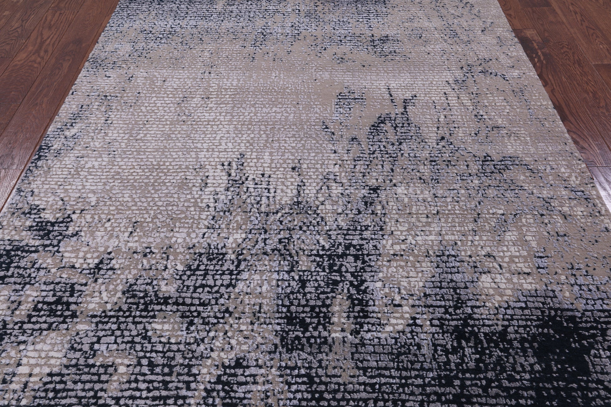 Modern Handmade Wool & Silk Rug - 5' 6" X 8' 1" - Golden Nile