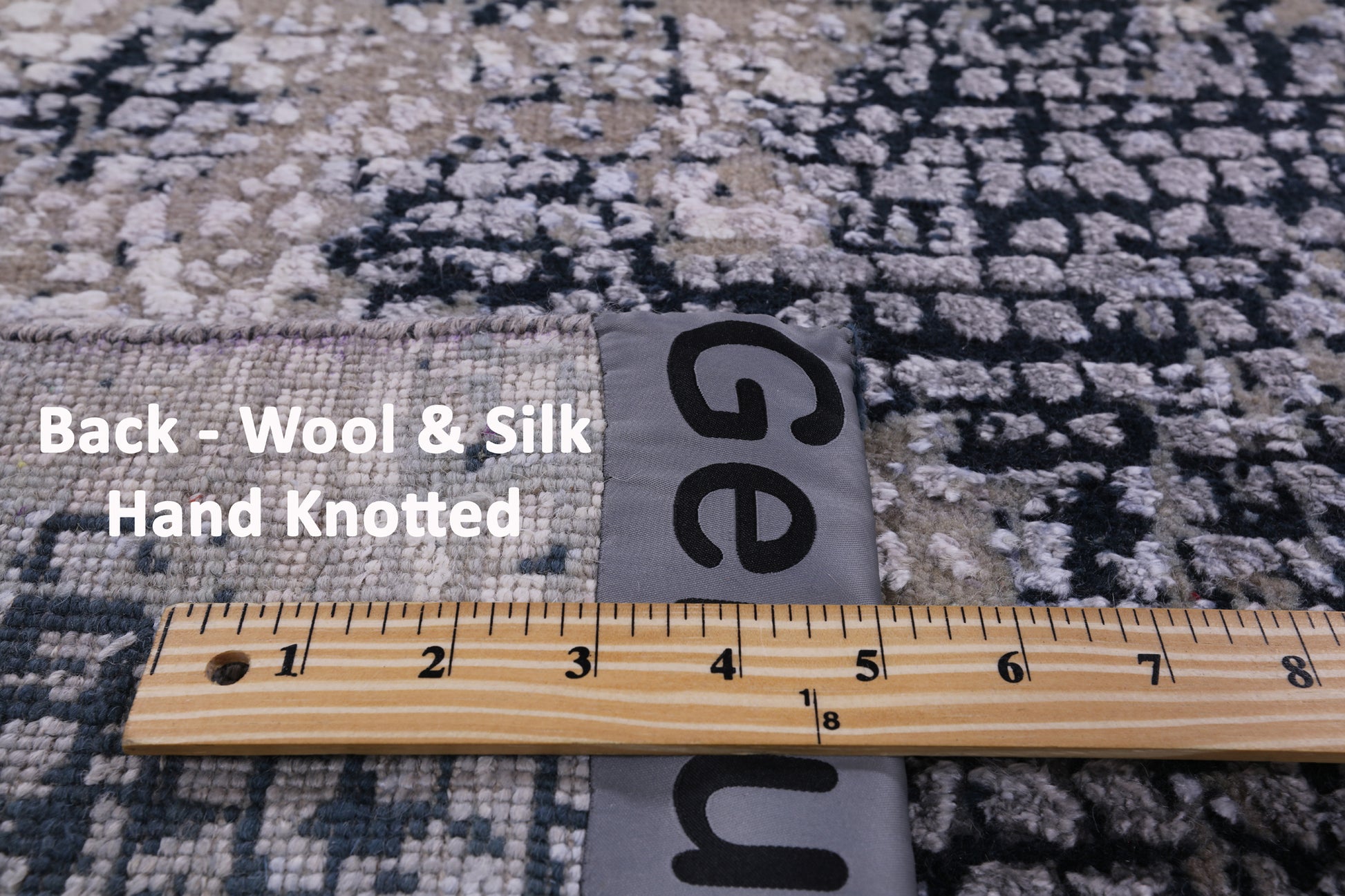 Modern Handmade Wool & Silk Rug - 5' 6" X 8' 1" - Golden Nile