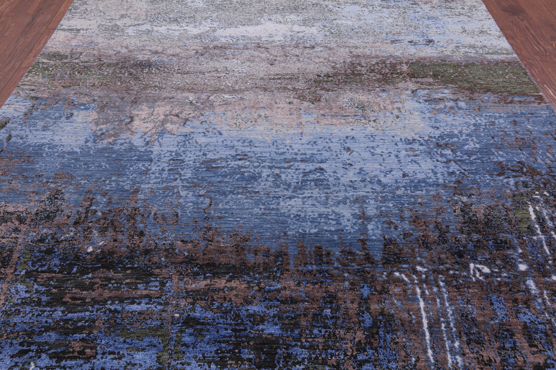 Modern Hand Knotted Wool & Silk Rug - 7' 11" X 10' 1" - Golden Nile