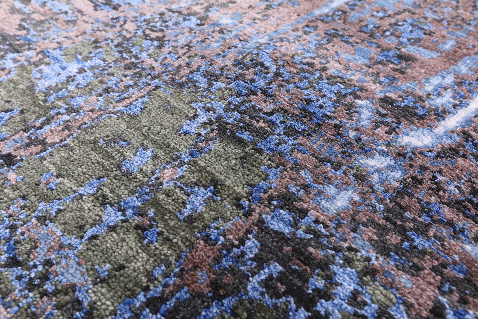 Modern Hand Knotted Wool & Silk Rug - 7' 11" X 10' 1" - Golden Nile