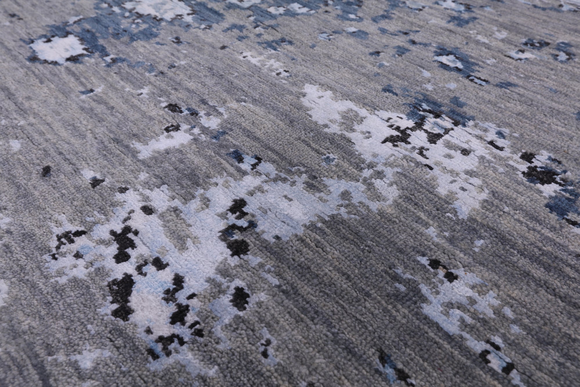 Modern Hand Knotted Wool & Silk Rug - 8' 0" X 10' 1" - Golden Nile