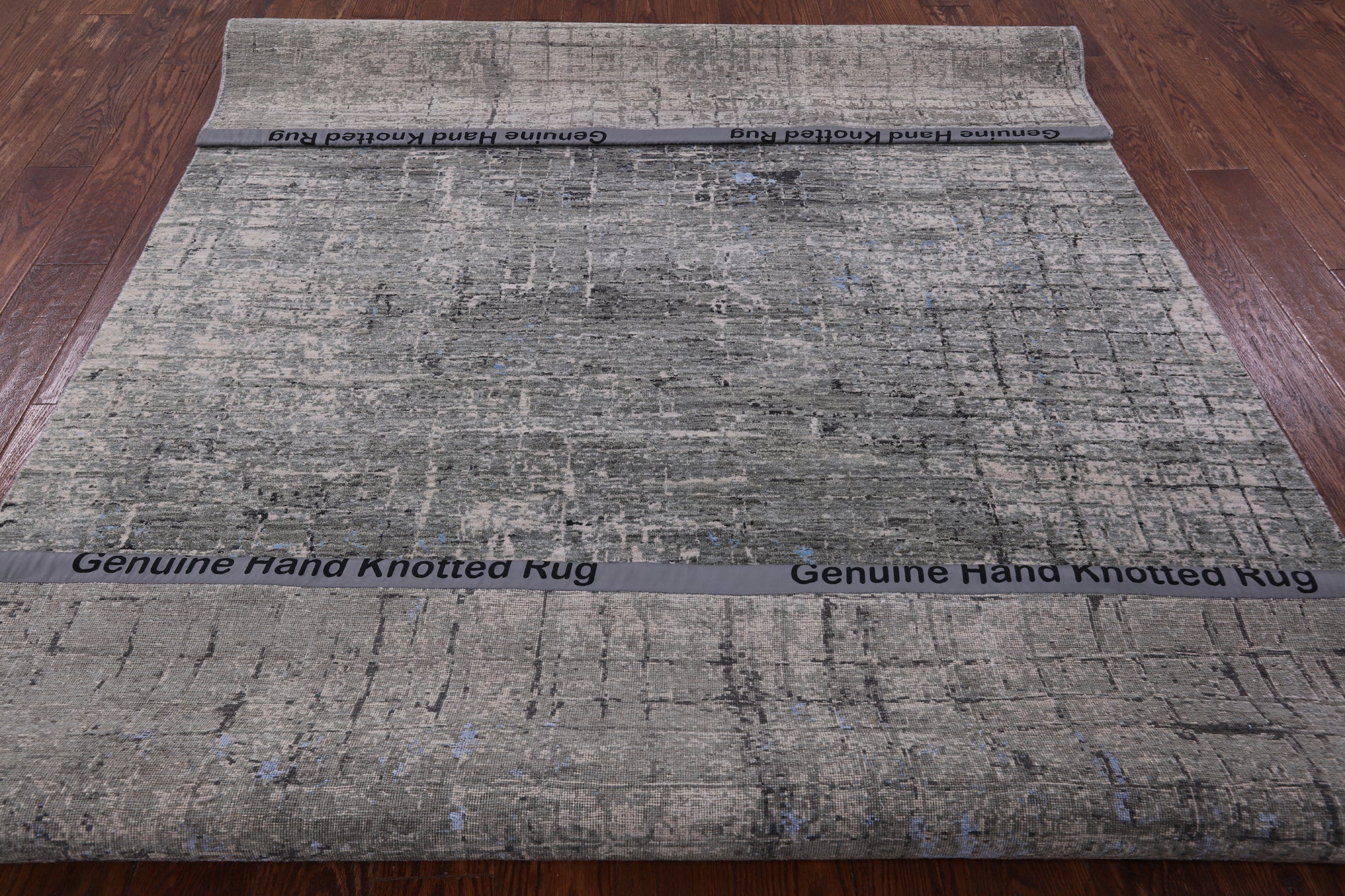 Modern Hand Knotted Wool & Silk Rug - 6' 2" X 9' 0" - Golden Nile