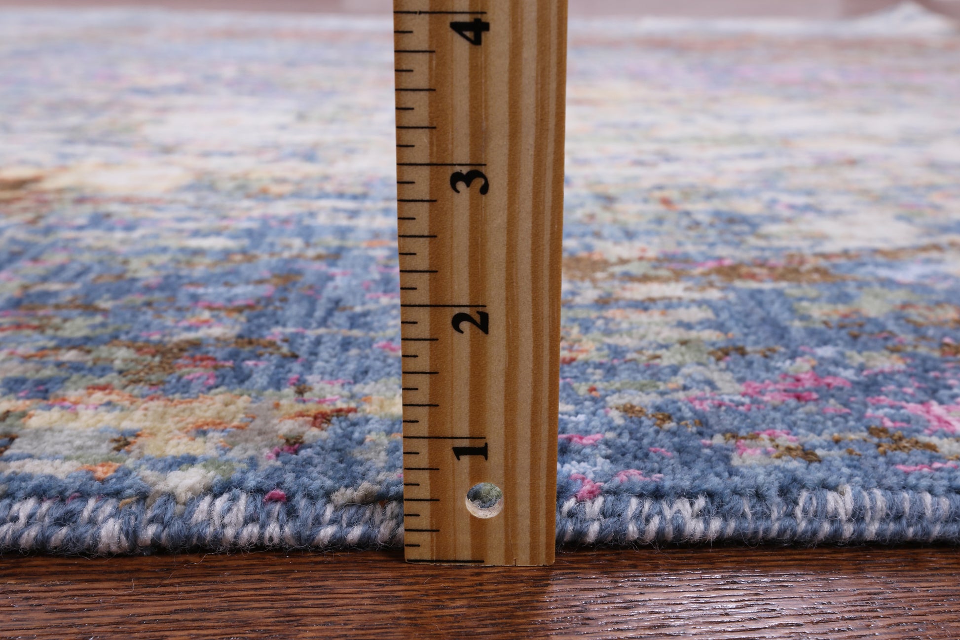 Modern Hand Knotted Wool & Silk Rug - 6' 0" X 9' 0" - Golden Nile