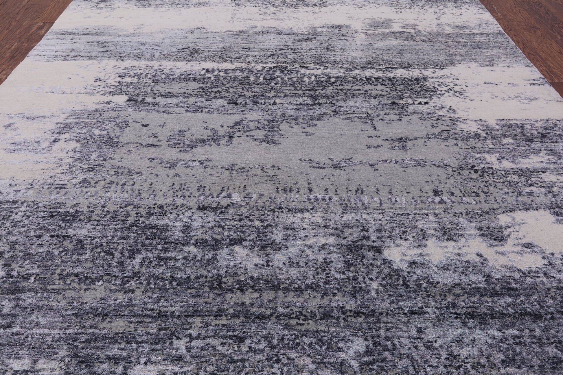Contemporary Hand Knotted Wool & Silk Rug - 7' 10" X 10' 1" - Golden Nile