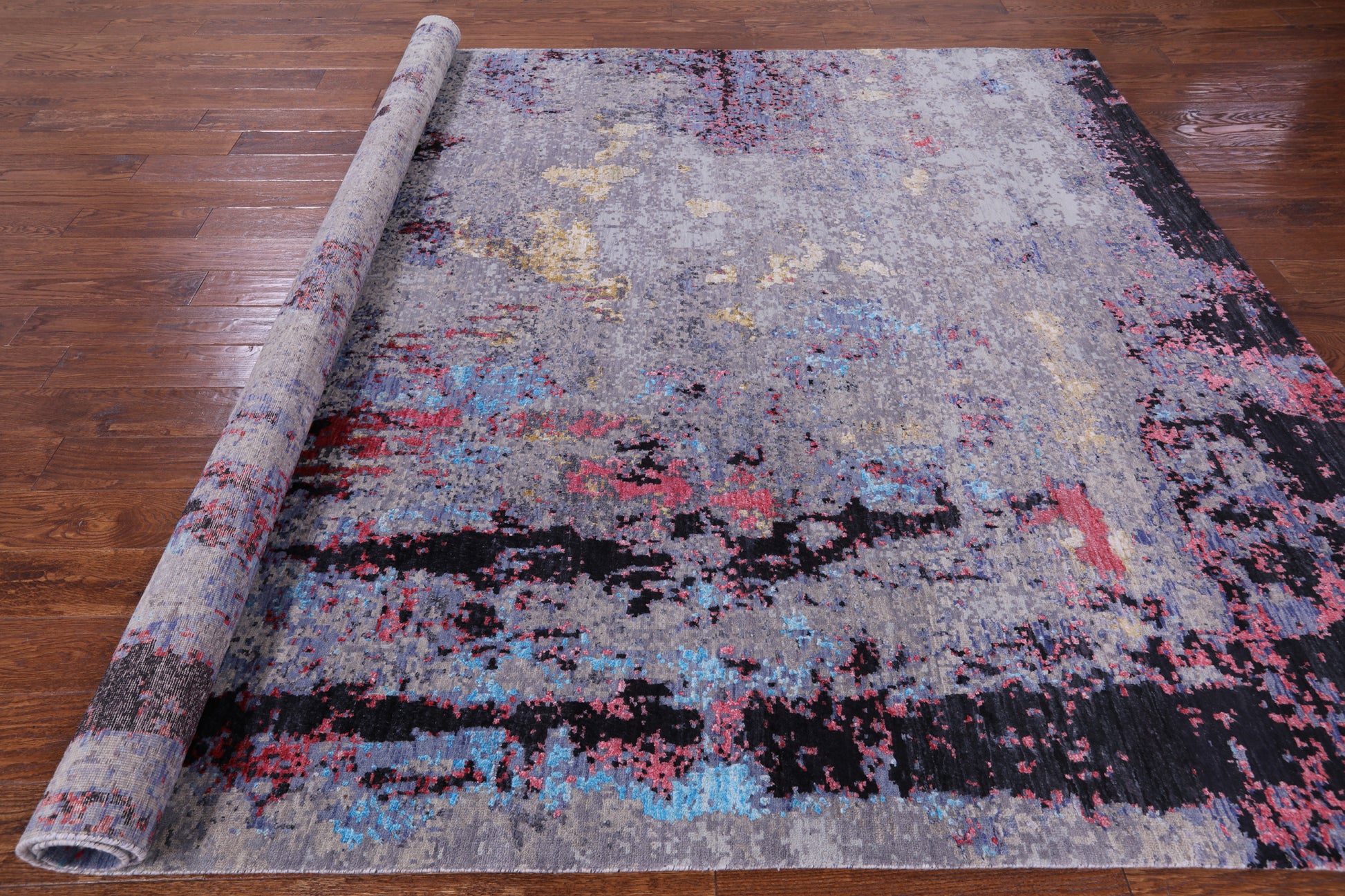 Modern Hand Knotted Wool & Silk Rug - 7' 11" X 10' 3" - Golden Nile