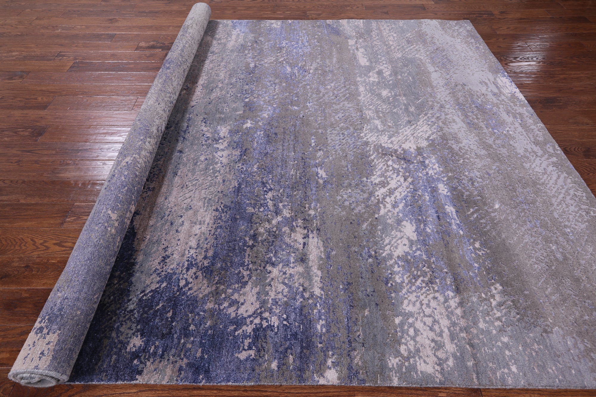 Modern Hand Knotted Wool & Silk Rug - 7' 11" X 10' 2" - Golden Nile