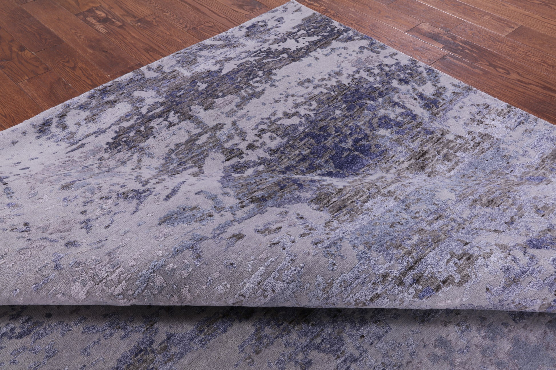 Modern Hand Knotted Wool & Silk Rug - 9' 0" X 12' 3" - Golden Nile