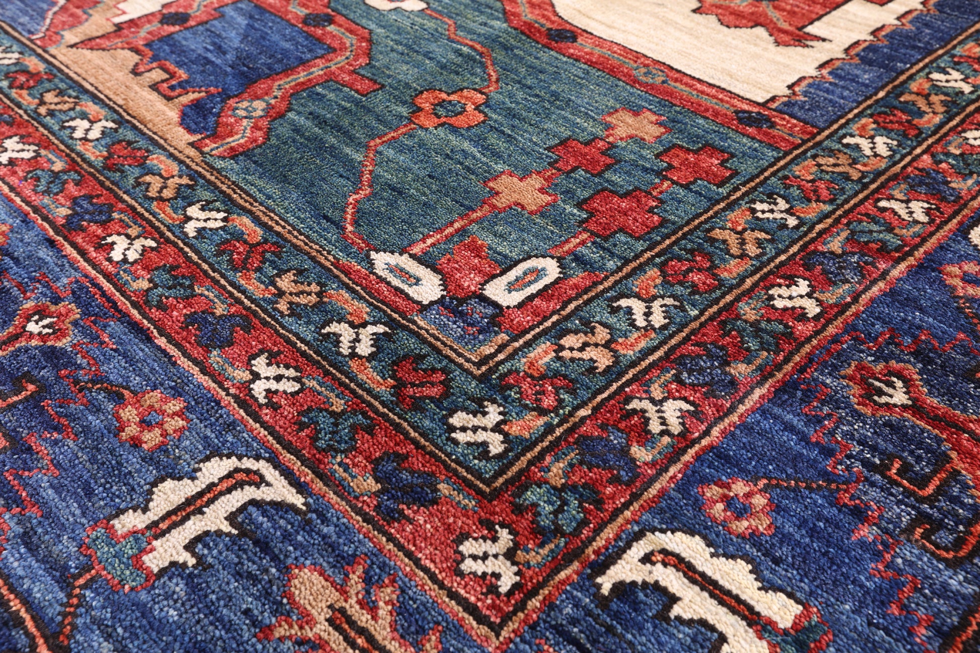 Red Persian Fine Serapi Handmade Wool Rug - 9' 3" X 12' 0" - Golden Nile