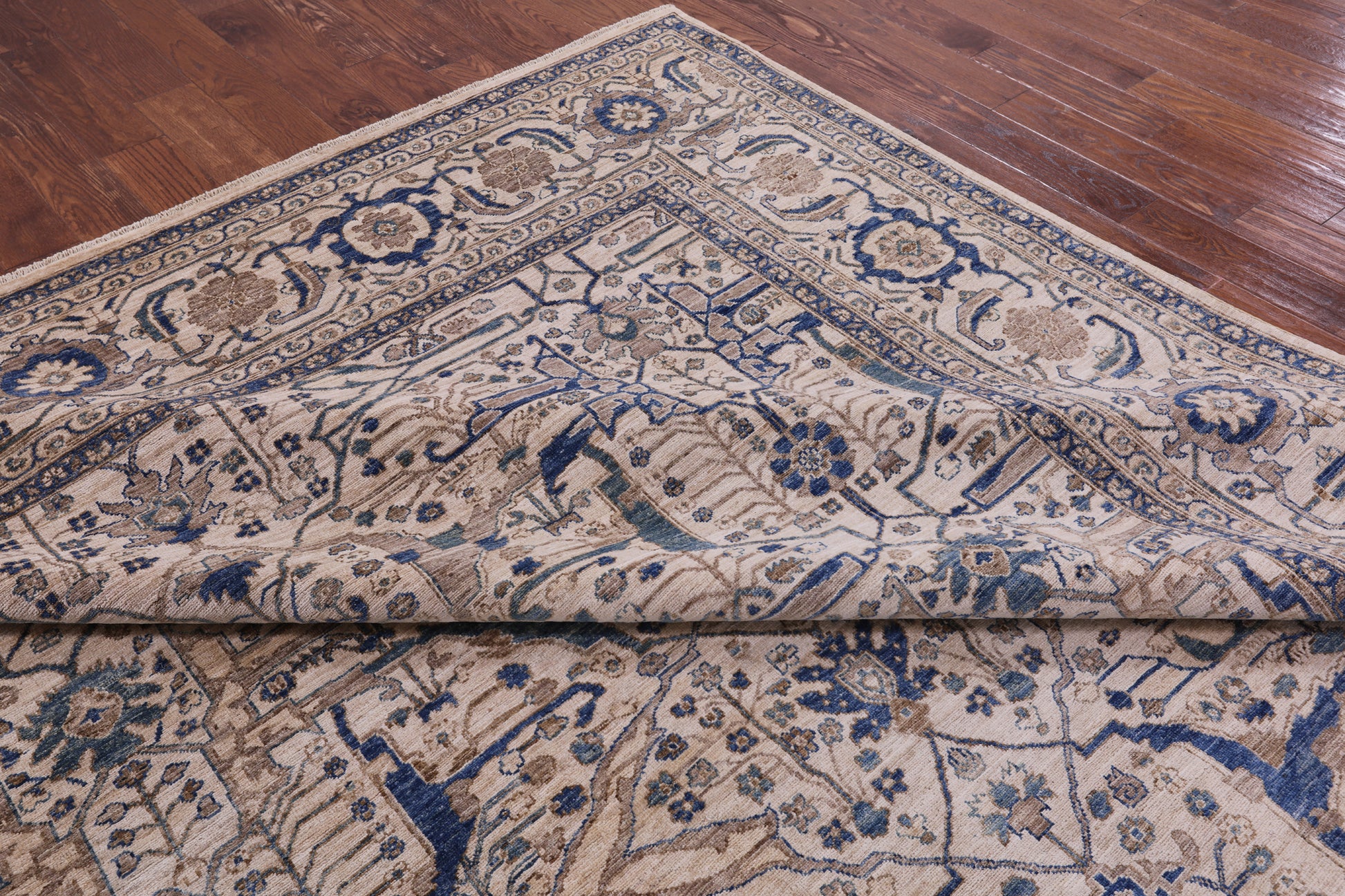 Ivory Persian Fine Serapi Hand Knotted Wool Rug - 10' 0" X 13' 9" - Golden Nile