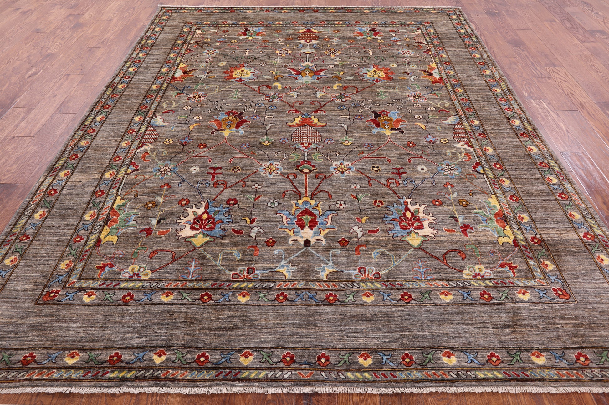 Peshawar Hand Knotted Wool Rug - 8' 0" X 9' 8" - Golden Nile
