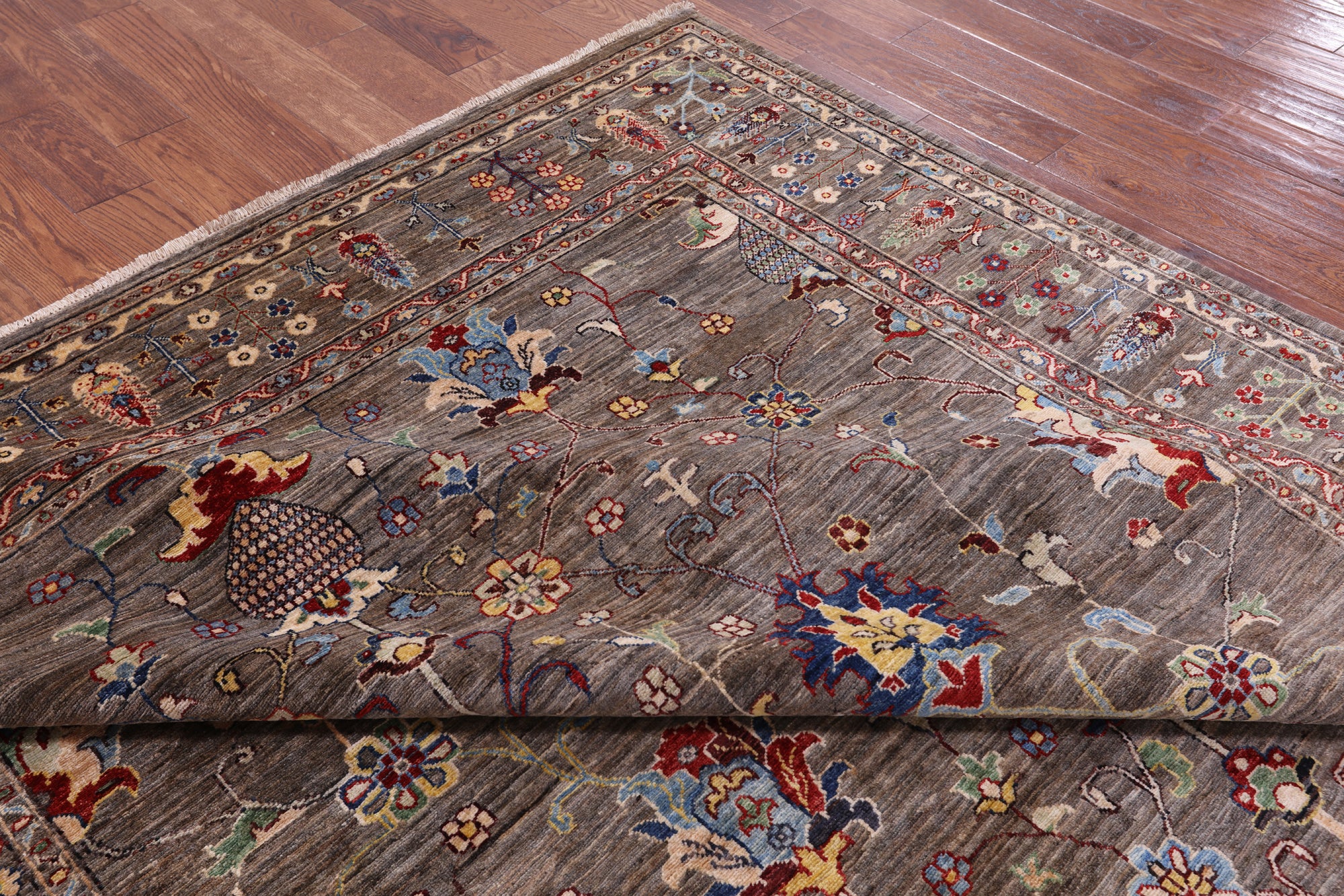 Peshawar Hand Knotted Wool Rug - 8' 0" X 10' 0" - Golden Nile