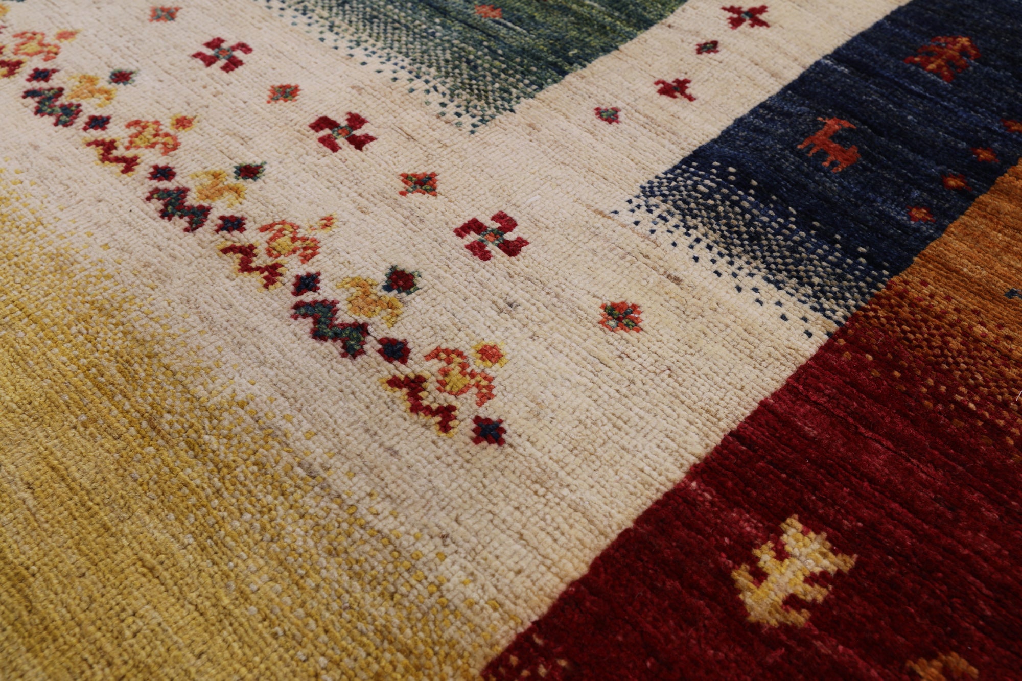 Persian Tribal Gabbeh Handmade Wool Rug - 5' 6" X 7' 10" - Golden Nile