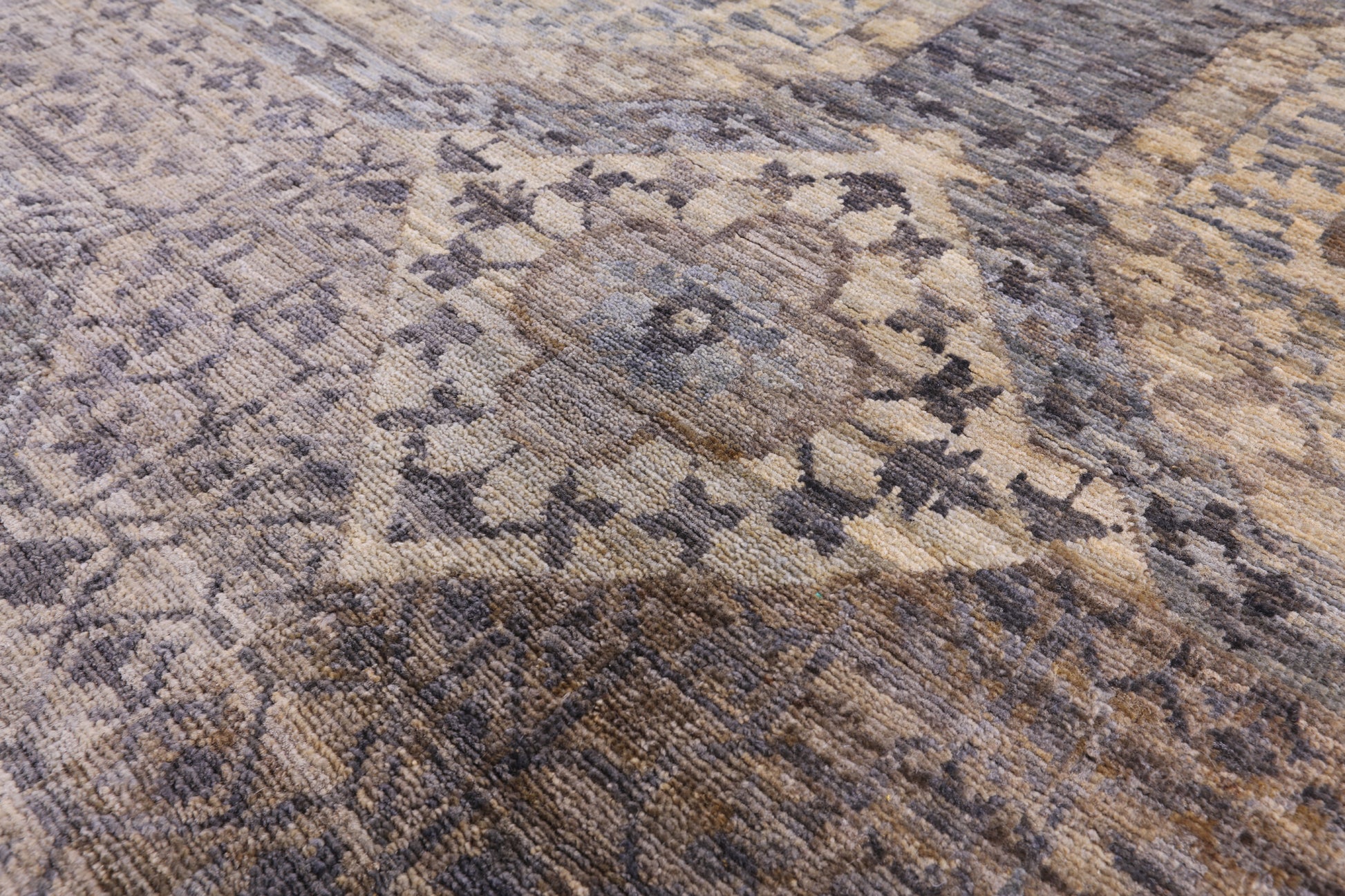 Geometric Persian Mamluk Hand Knotted Wool Rug - 8' 10" X 11' 9" - Golden Nile