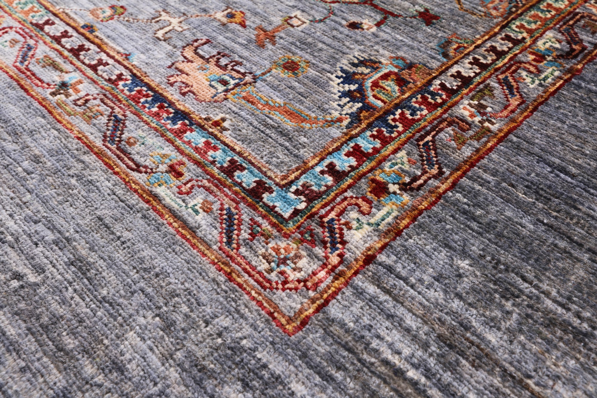Grey Peshawar Hand Knotted Wool Rug - 5' 0" X 6' 7" - Golden Nile