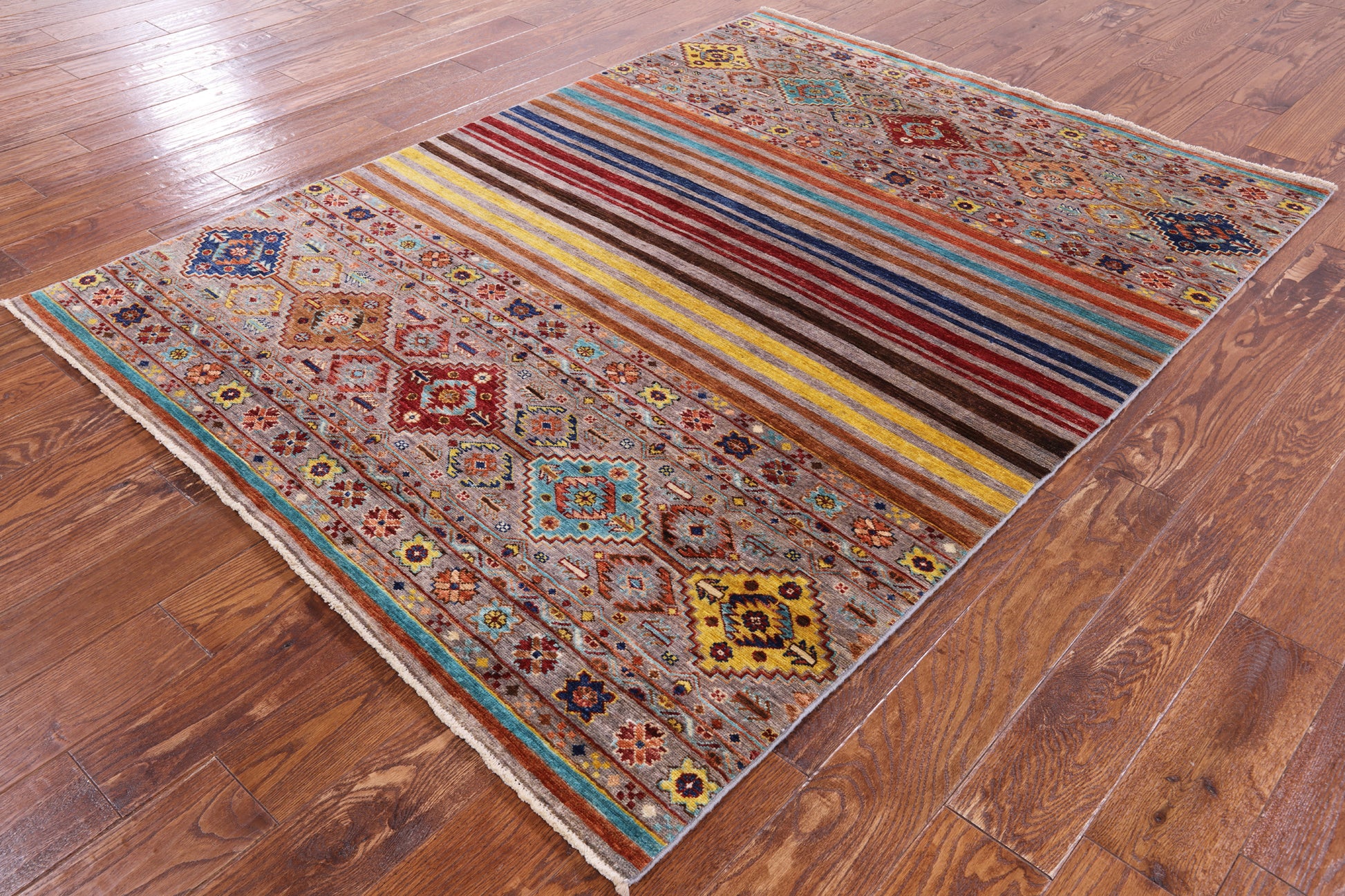 Khorjin Persian Gabbeh Hand Knotted Wool Rug - 5' 1" X 6' 8" - Golden Nile