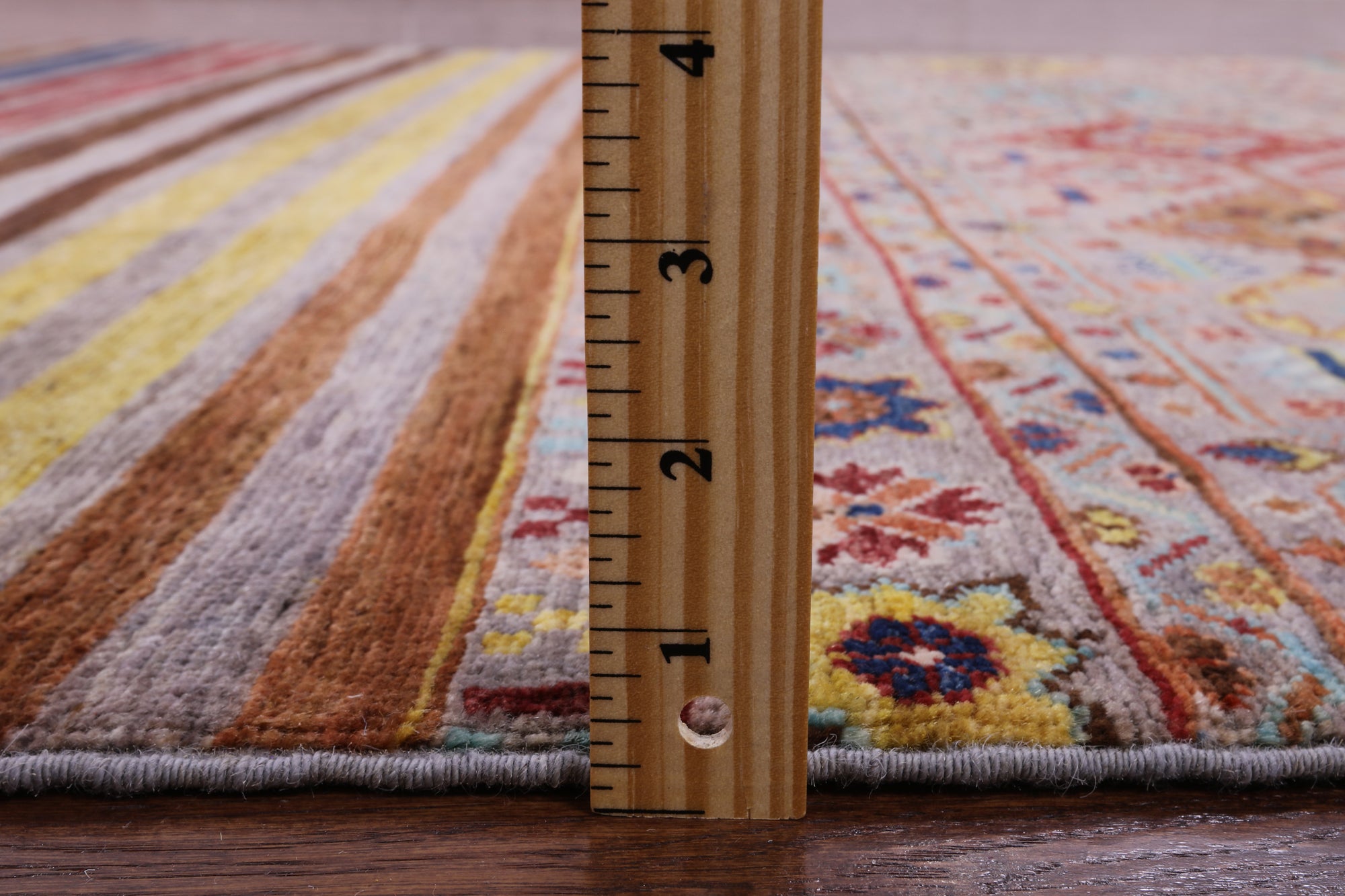 Khorjin Persian Gabbeh Hand Knotted Wool Rug - 5' 1" X 6' 8" - Golden Nile