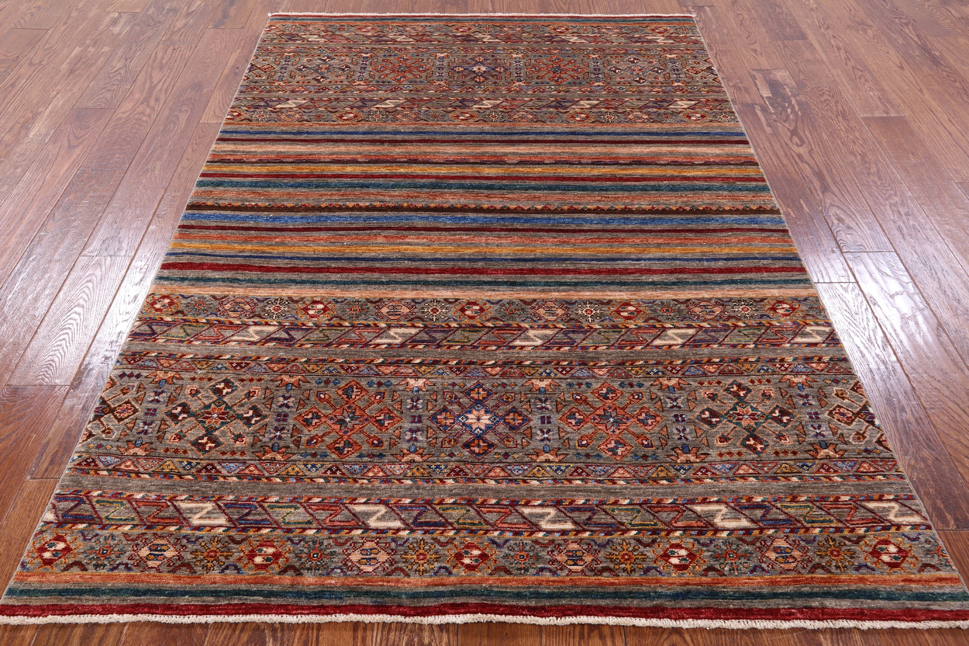 Khorjin Persian Gabbeh Handmade Wool Rug - 4' 11" X 6' 11" - Golden Nile