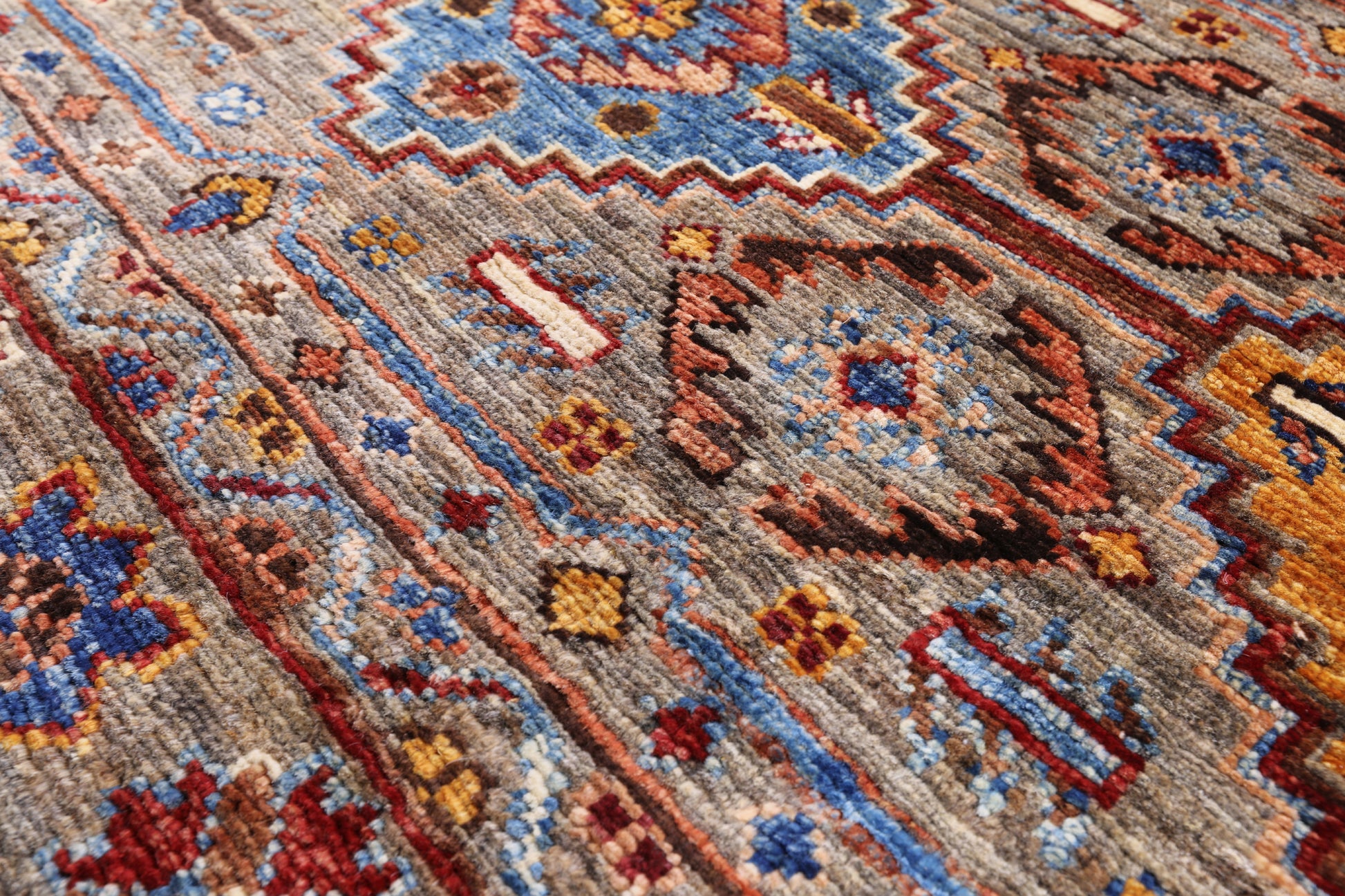 Khorjin Persian Gabbeh Handmade Wool Rug - 5' 0" X 6' 6" - Golden Nile