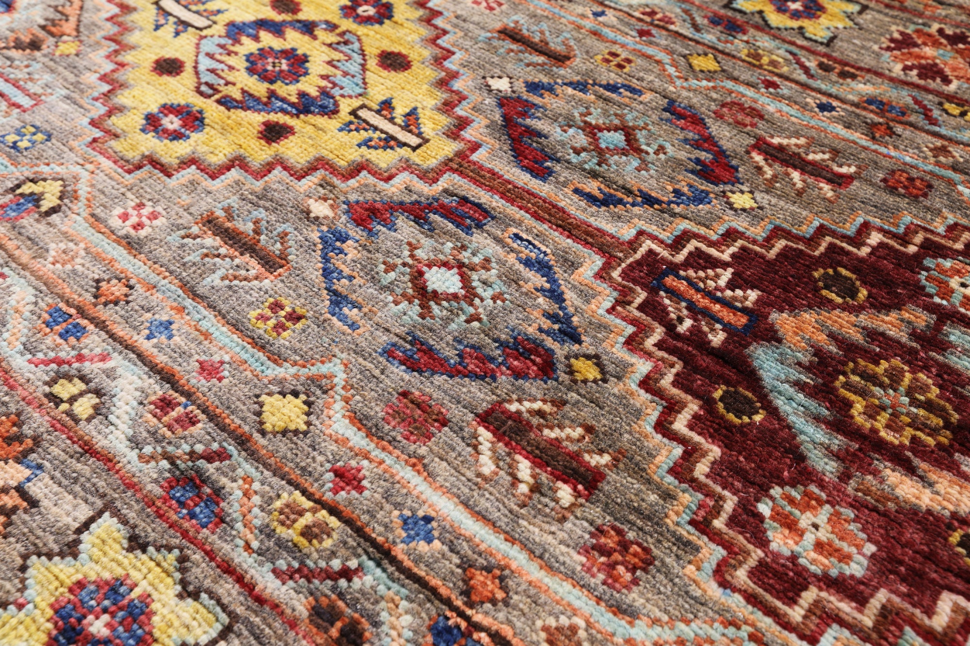 Khorjin Persian Gabbeh Hand Knotted Wool Rug - 5' 9" X 8' 6" - Golden Nile