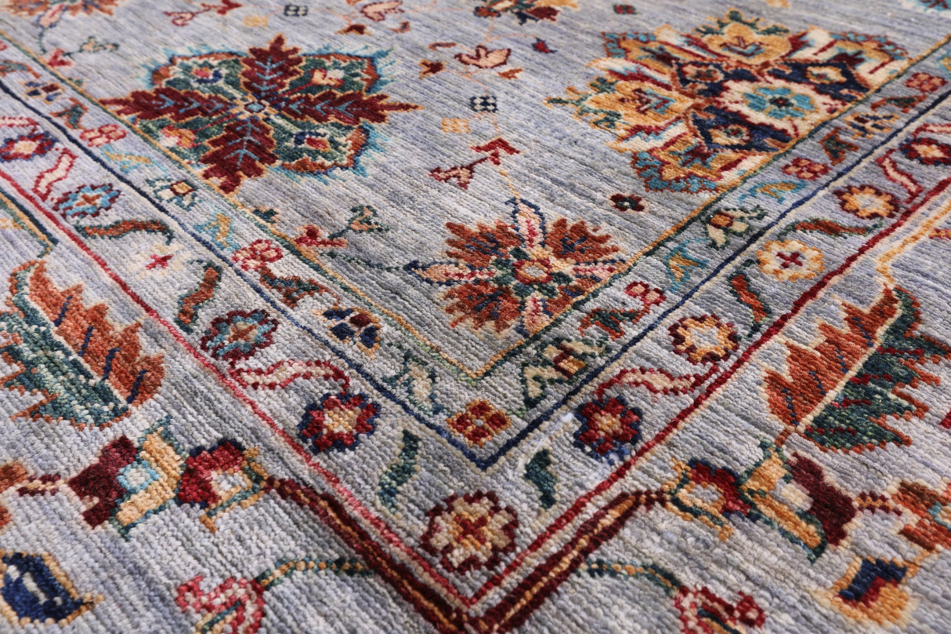 Peshawar Hand Knotted Wool Rug - 8' 9" X 11' 11" - Golden Nile