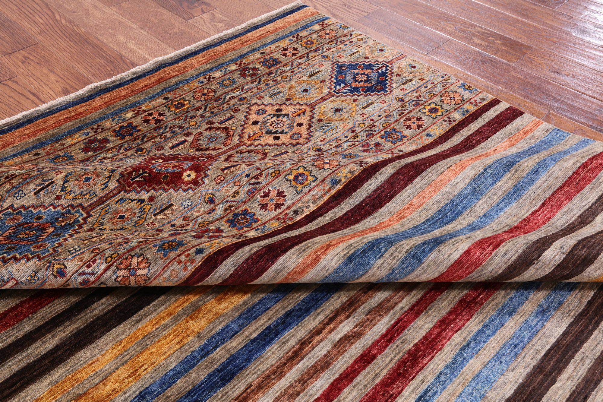 Khorjin Persian Gabbeh Handmade Wool Rug - 6' 6" X 9' 7" - Golden Nile