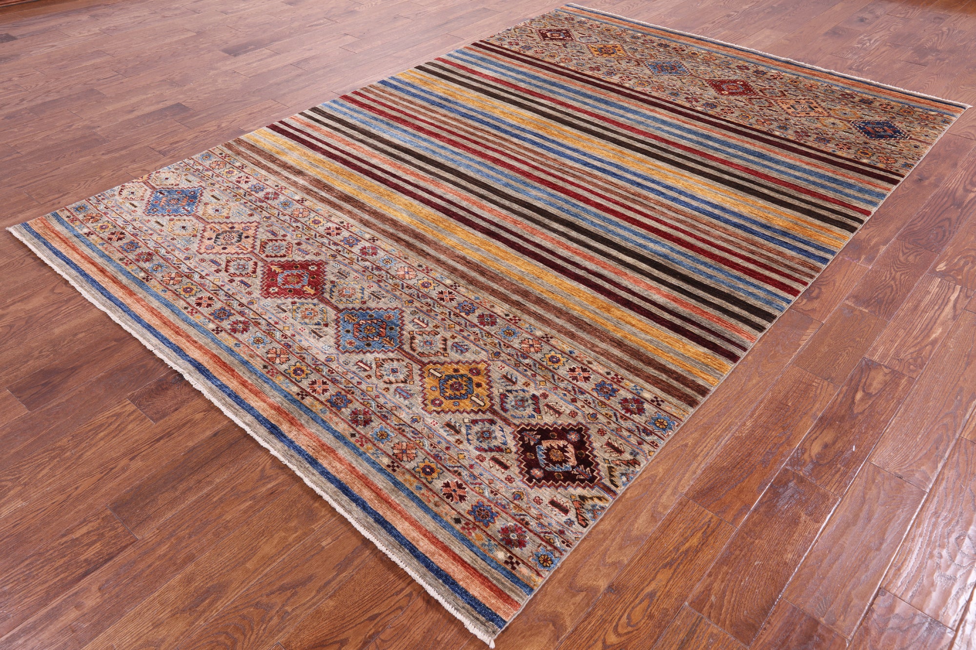 Khorjin Persian Gabbeh Handmade Wool Rug - 6' 6" X 9' 7" - Golden Nile