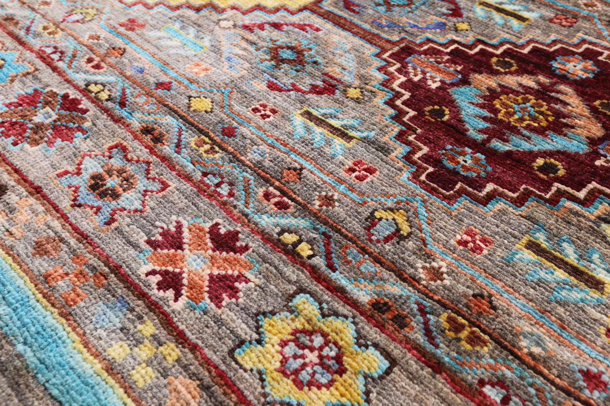 Khorjin Persian Gabbeh Hand Knotted Wool Rug - 6' 9" X 9' 7" - Golden Nile