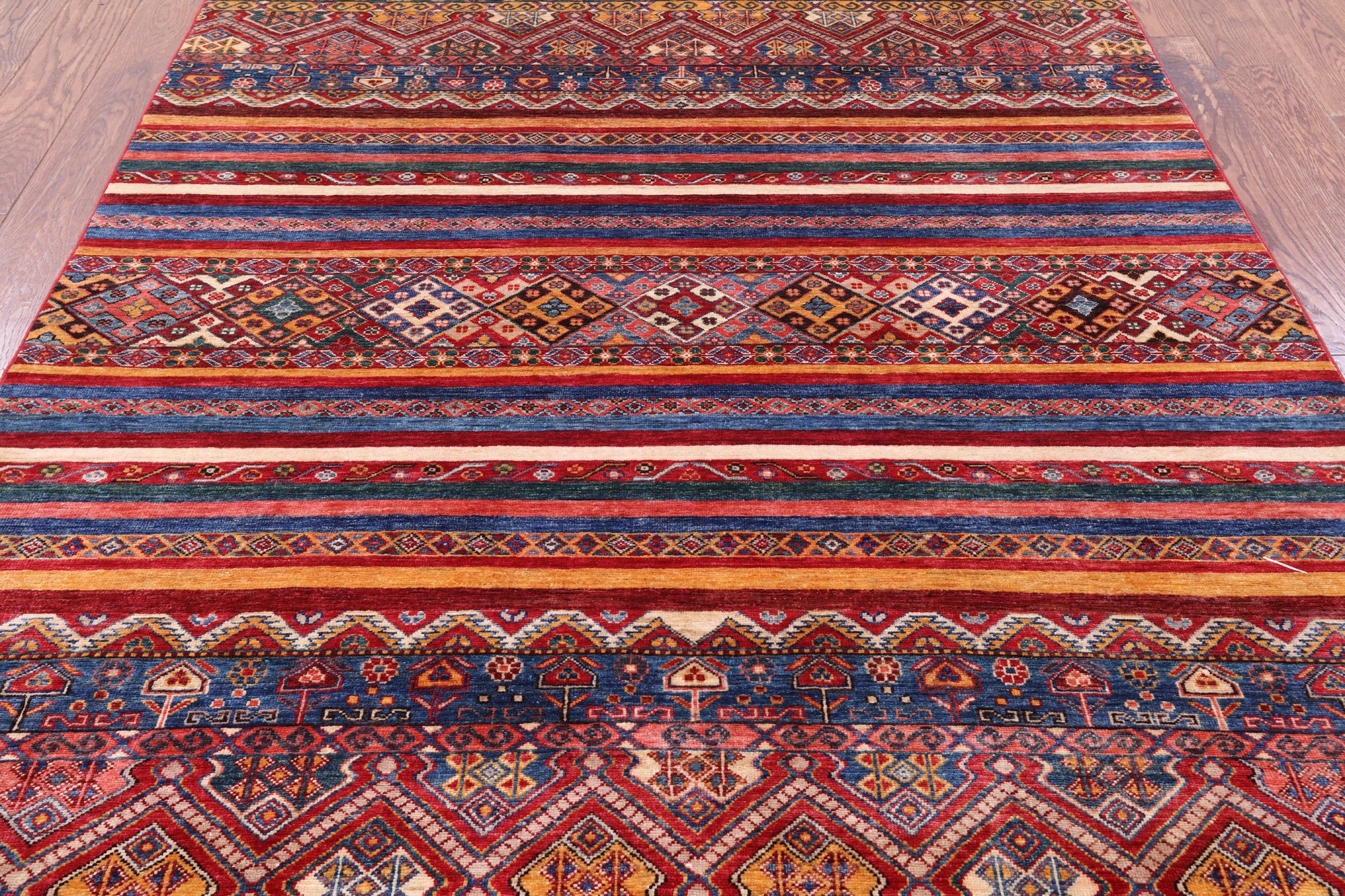 Khorjin Persian Gabbeh Hand Knotted Wool Rug - 5' 6" X 8' 8" - Golden Nile