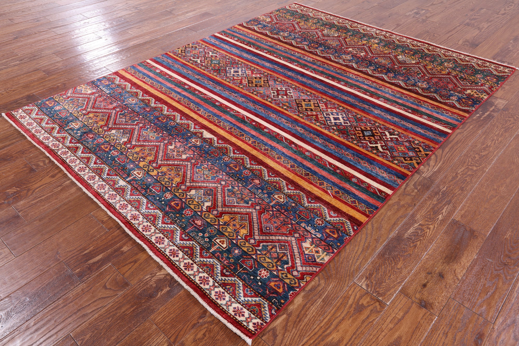 Khorjin Persian Gabbeh Hand Knotted Wool Rug - 5' 6" X 8' 8" - Golden Nile