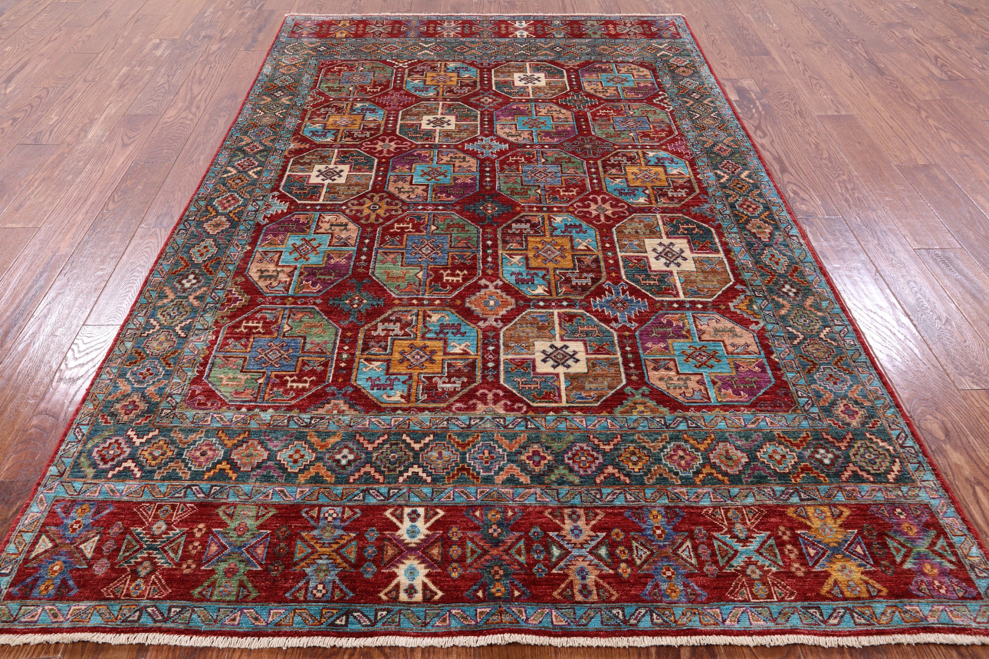 Turkmen Ersari Hand Knotted Wool Rug - 5' 7" X 7' 6" - Golden Nile