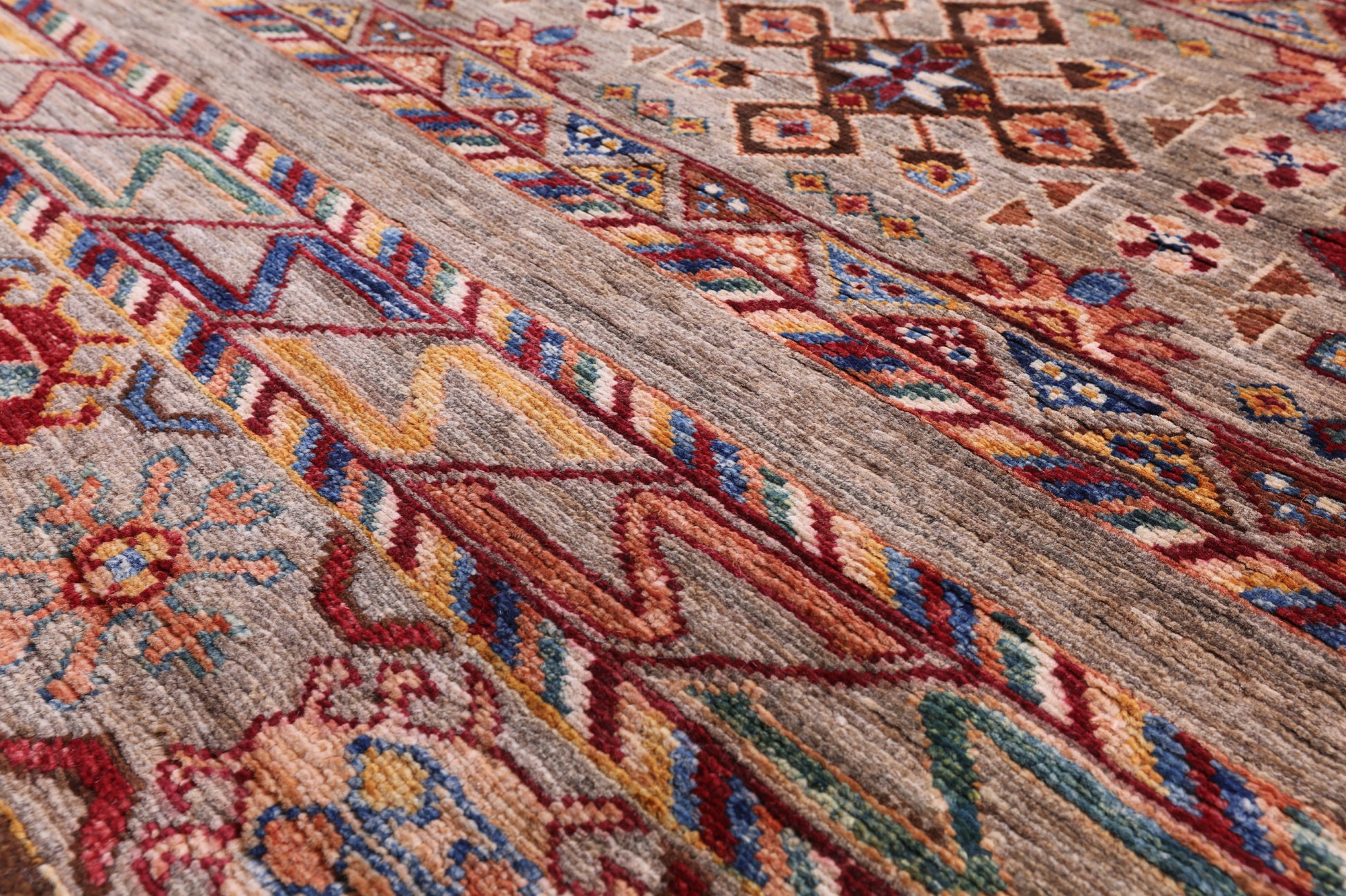 Khorjin Persian Gabbeh Hand Knotted Wool Rug - 8' 9" X 12' 1" - Golden Nile