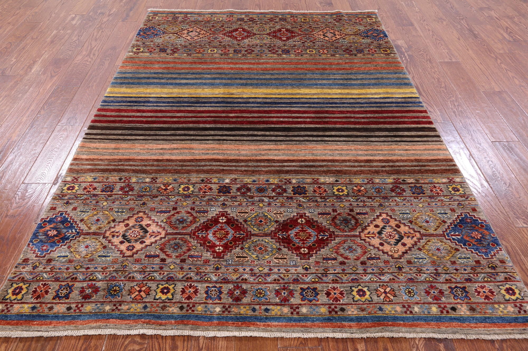 Khorjin Persian Gabbeh Hand Knotted Wool Rug - 5' 5" X 7' 8" - Golden Nile
