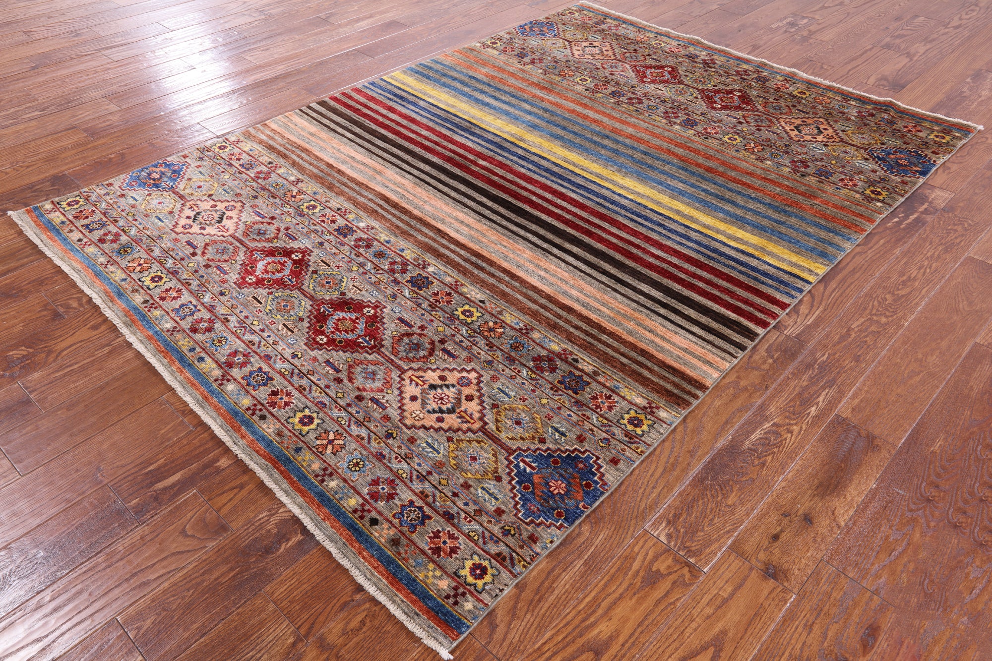 Khorjin Persian Gabbeh Hand Knotted Wool Rug - 5' 5" X 7' 8" - Golden Nile