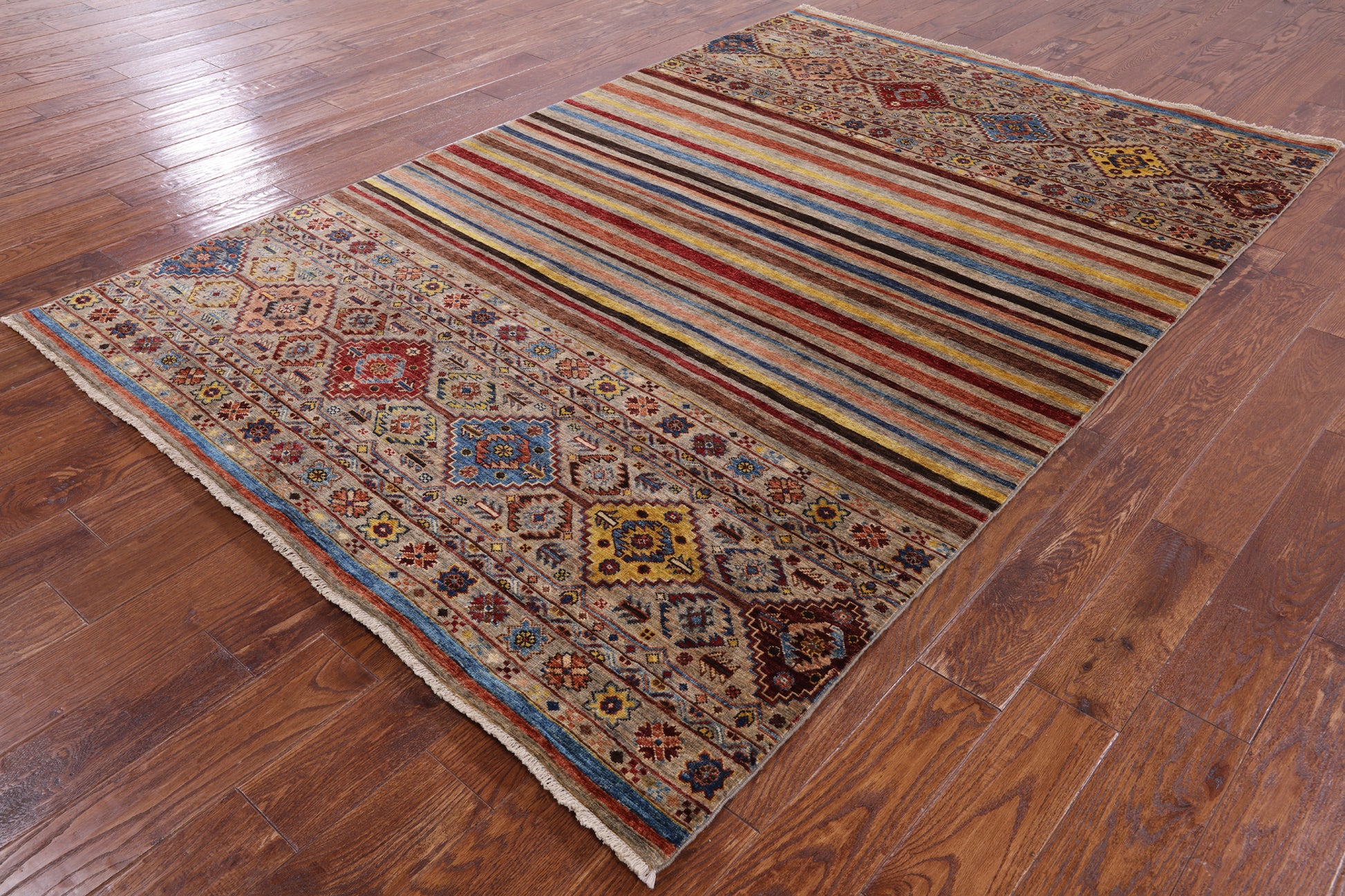 Khorjin Persian Gabbeh Hand Knotted Wool Rug - 5' 7" X 8' 6" - Golden Nile