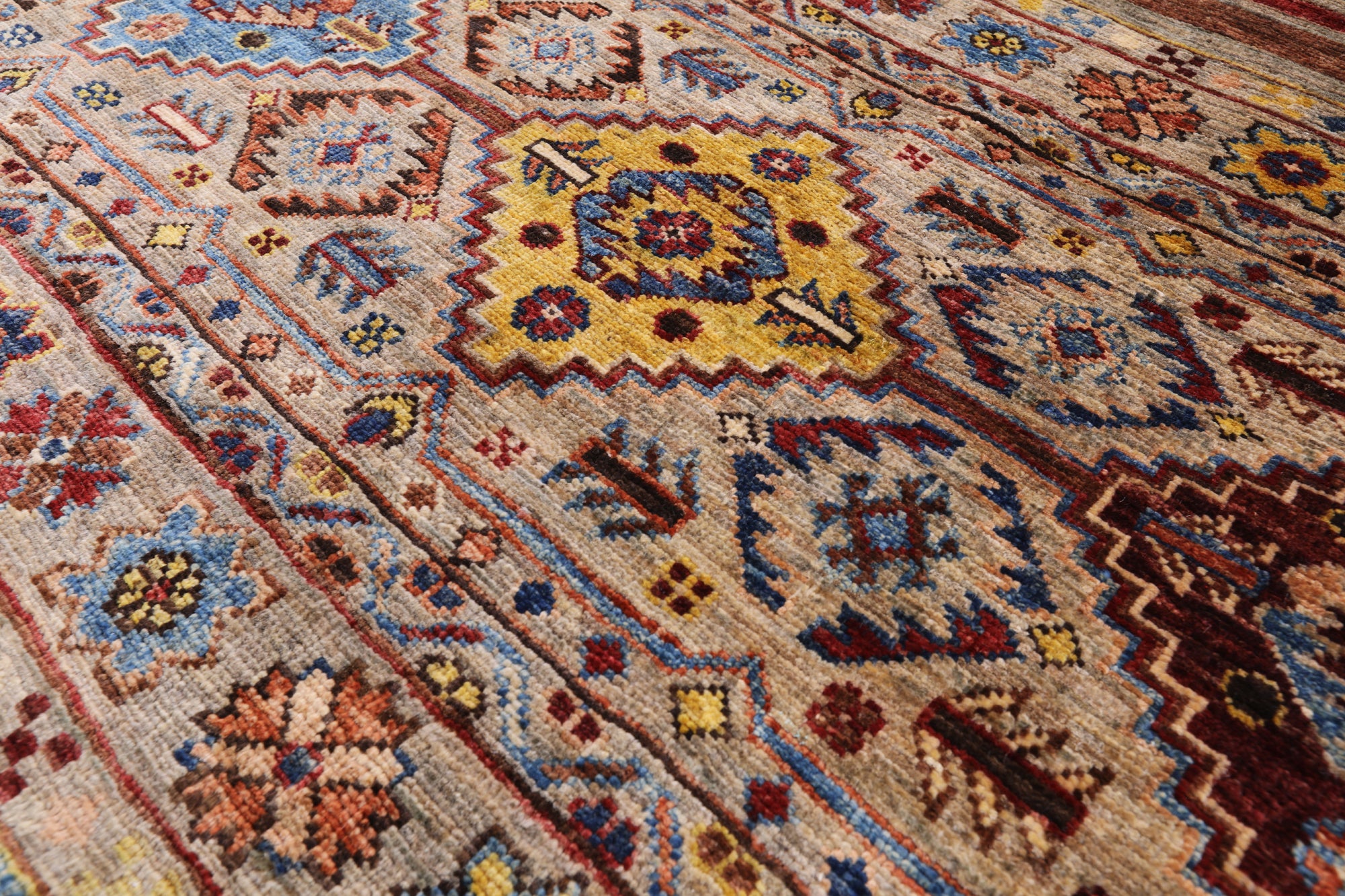 Khorjin Persian Gabbeh Hand Knotted Wool Rug - 5' 7" X 8' 6" - Golden Nile