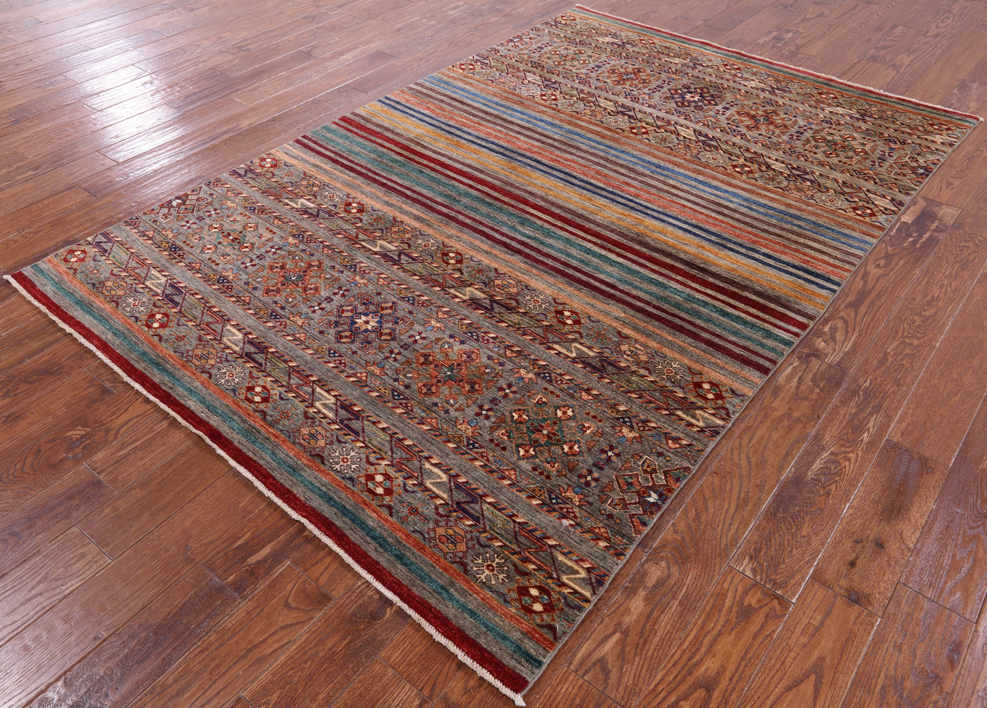 Khorjin Persian Gabbeh Handmade Wool Rug - 5' 7" X 8' 5" - Golden Nile