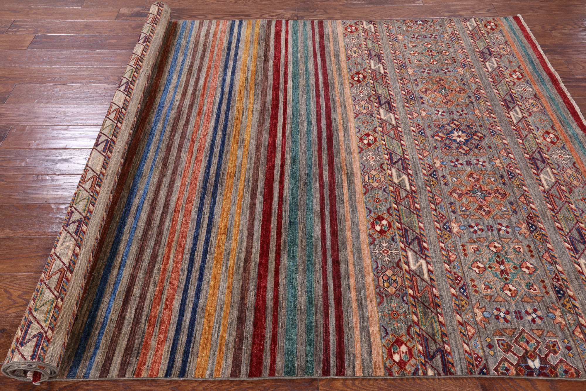 Khorjin Persian Gabbeh Handmade Wool Rug - 5' 7" X 8' 5" - Golden Nile