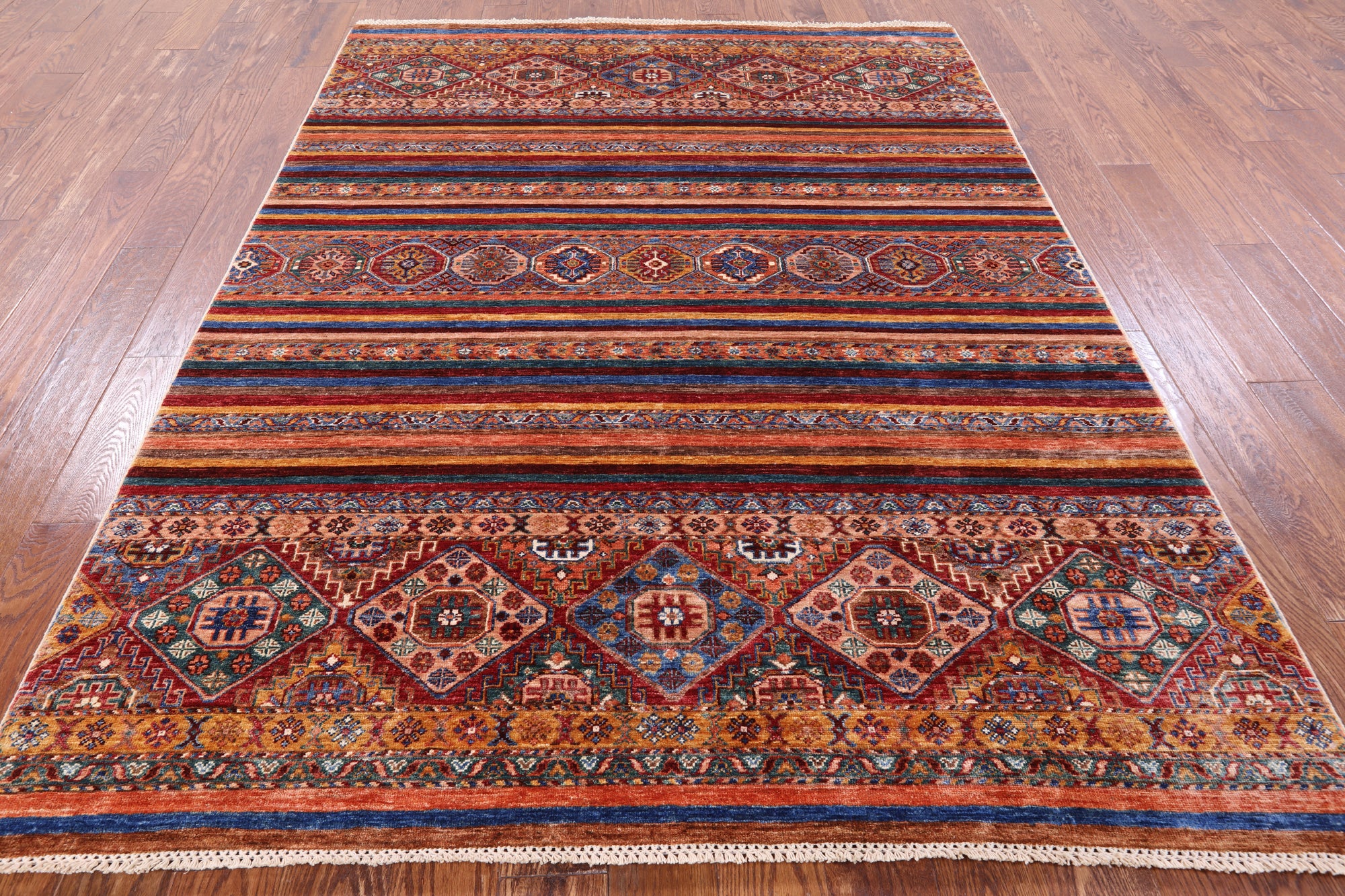 Khorjin Persian Gabbeh Handmade Wool Rug - 5' 9" X 7' 7" - Golden Nile