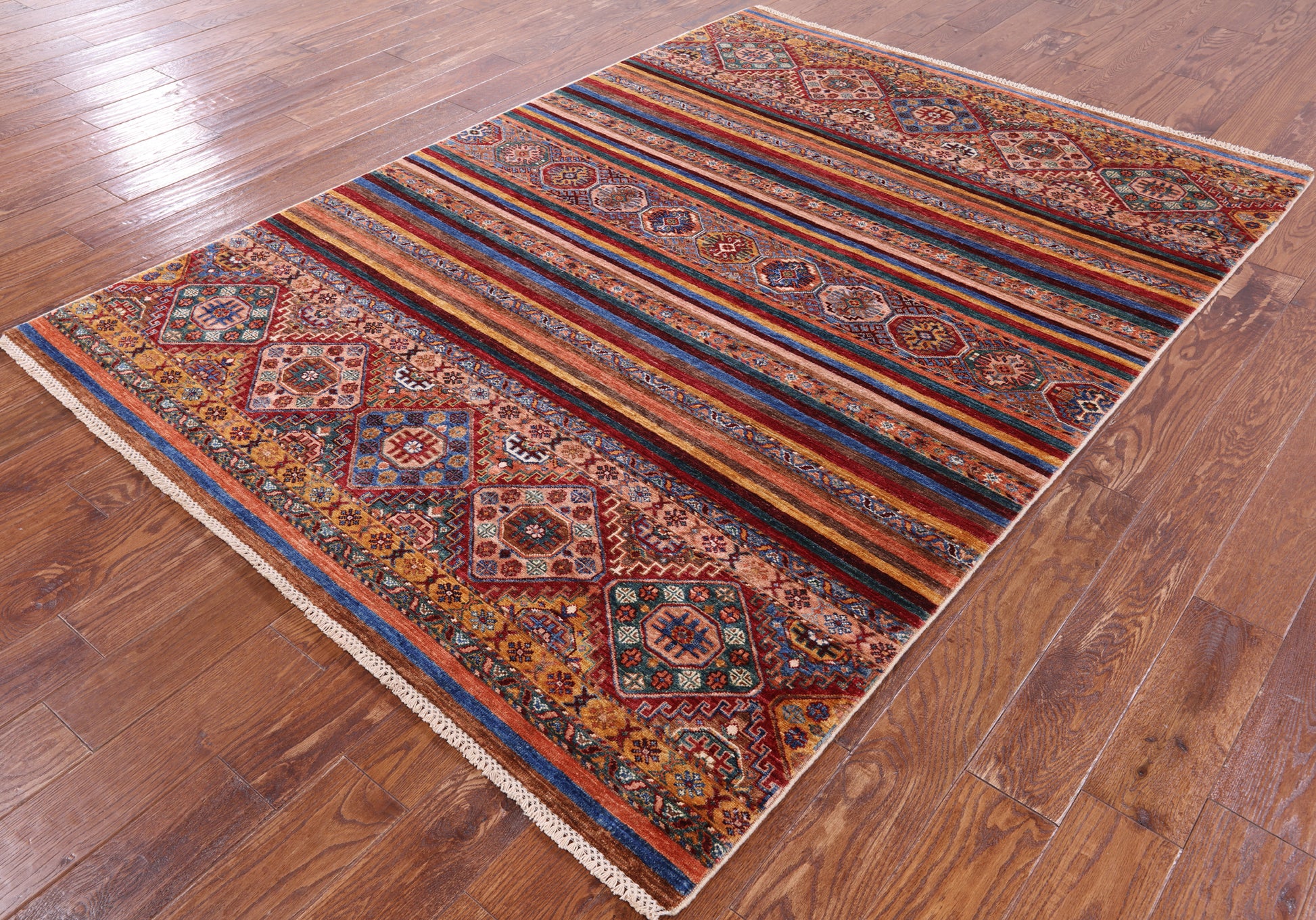 Khorjin Persian Gabbeh Handmade Wool Rug - 5' 7" X 7' 10" - Golden Nile