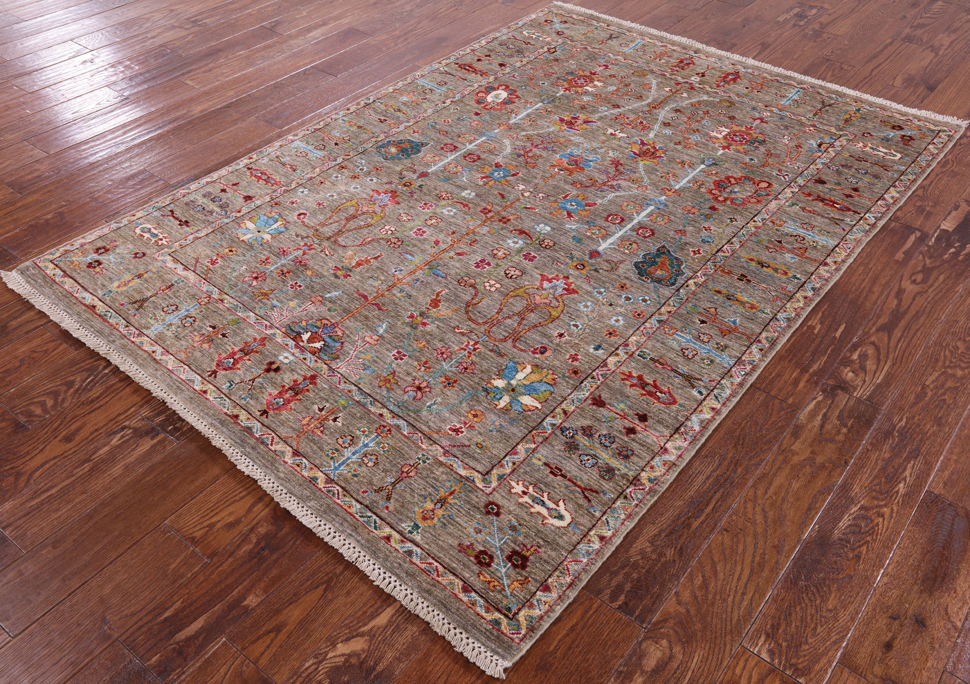 Peshawar Handmade Wool Rug - 4' 11" X 7' 1" - Golden Nile